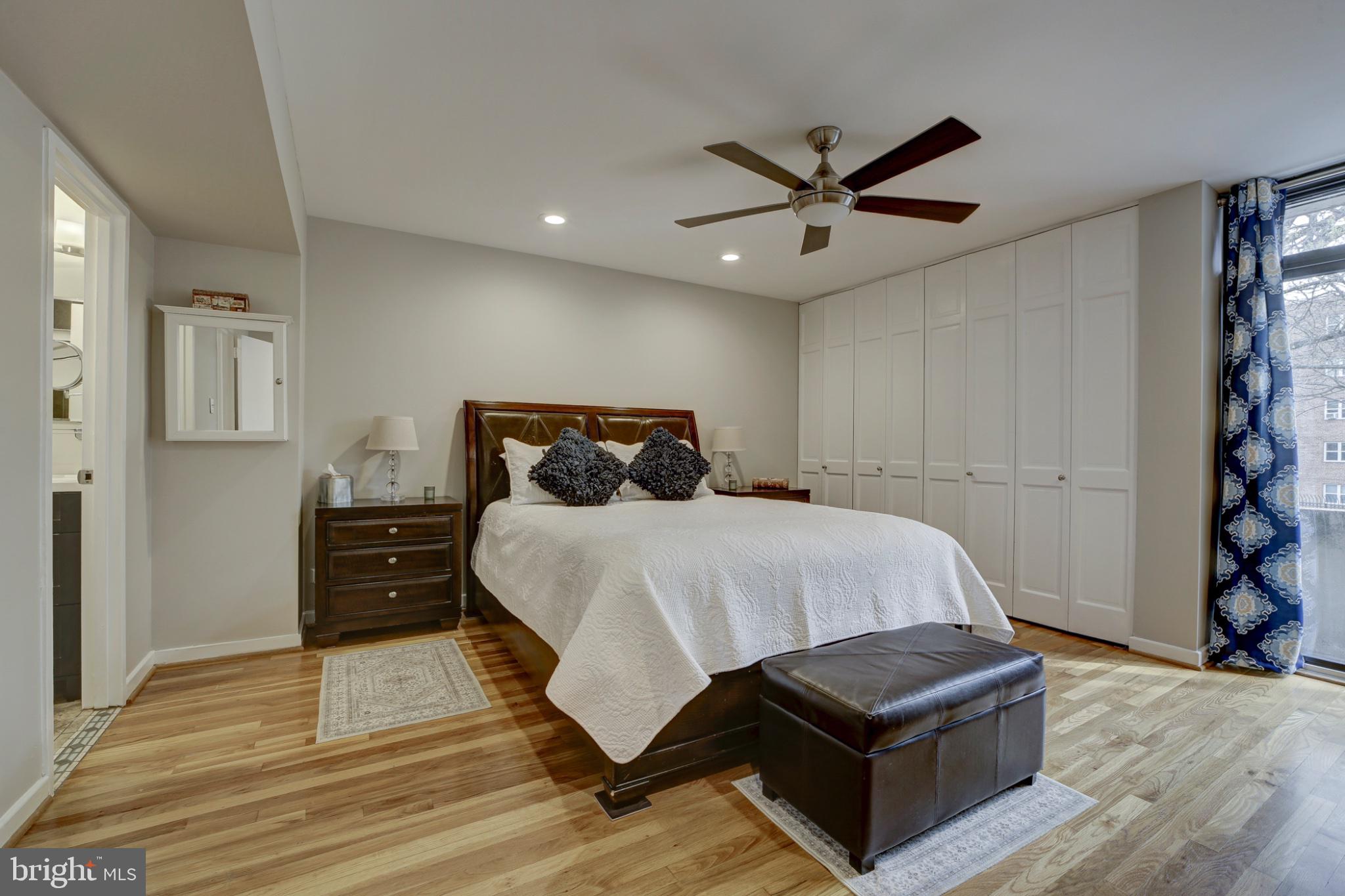 SW WATERFRONT - Residential