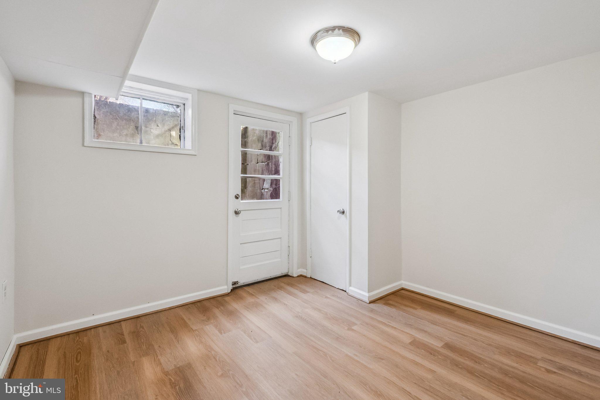 KINGS PARK - Residential