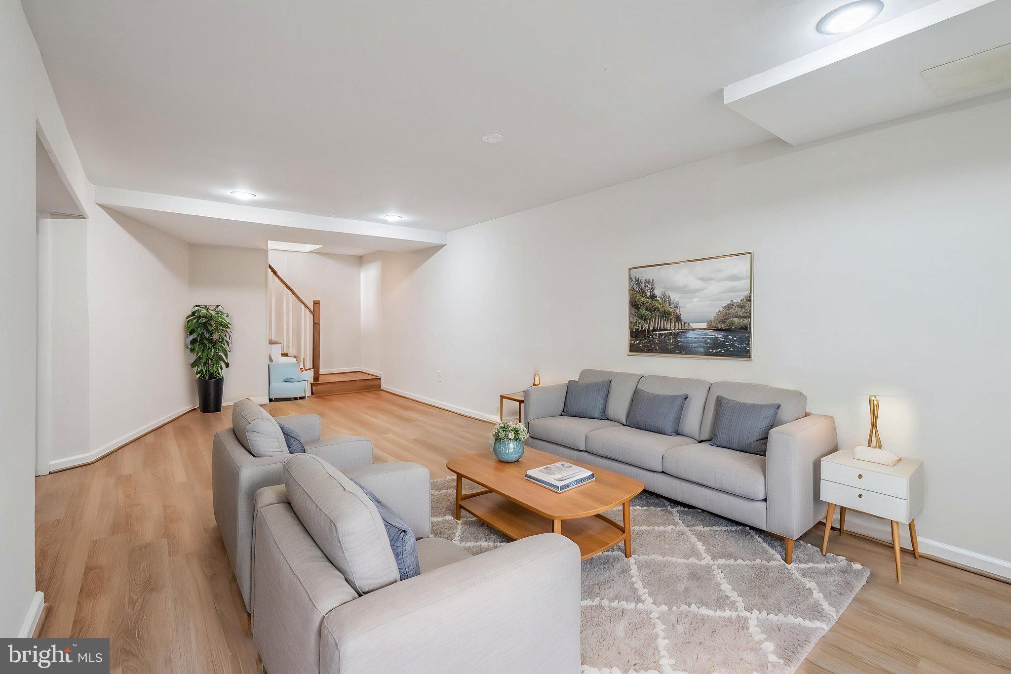 KINGS PARK - Residential