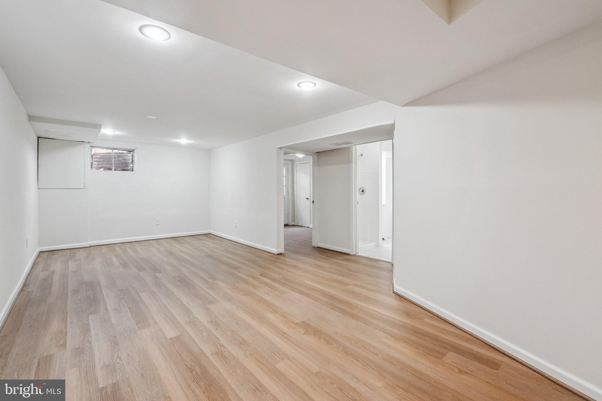 KINGS PARK - Residential