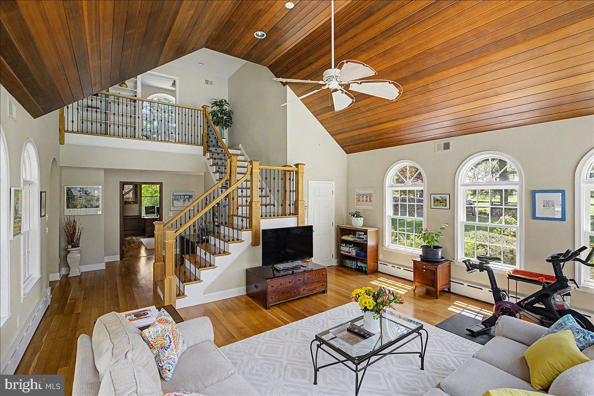 SOLEBURY - Residential