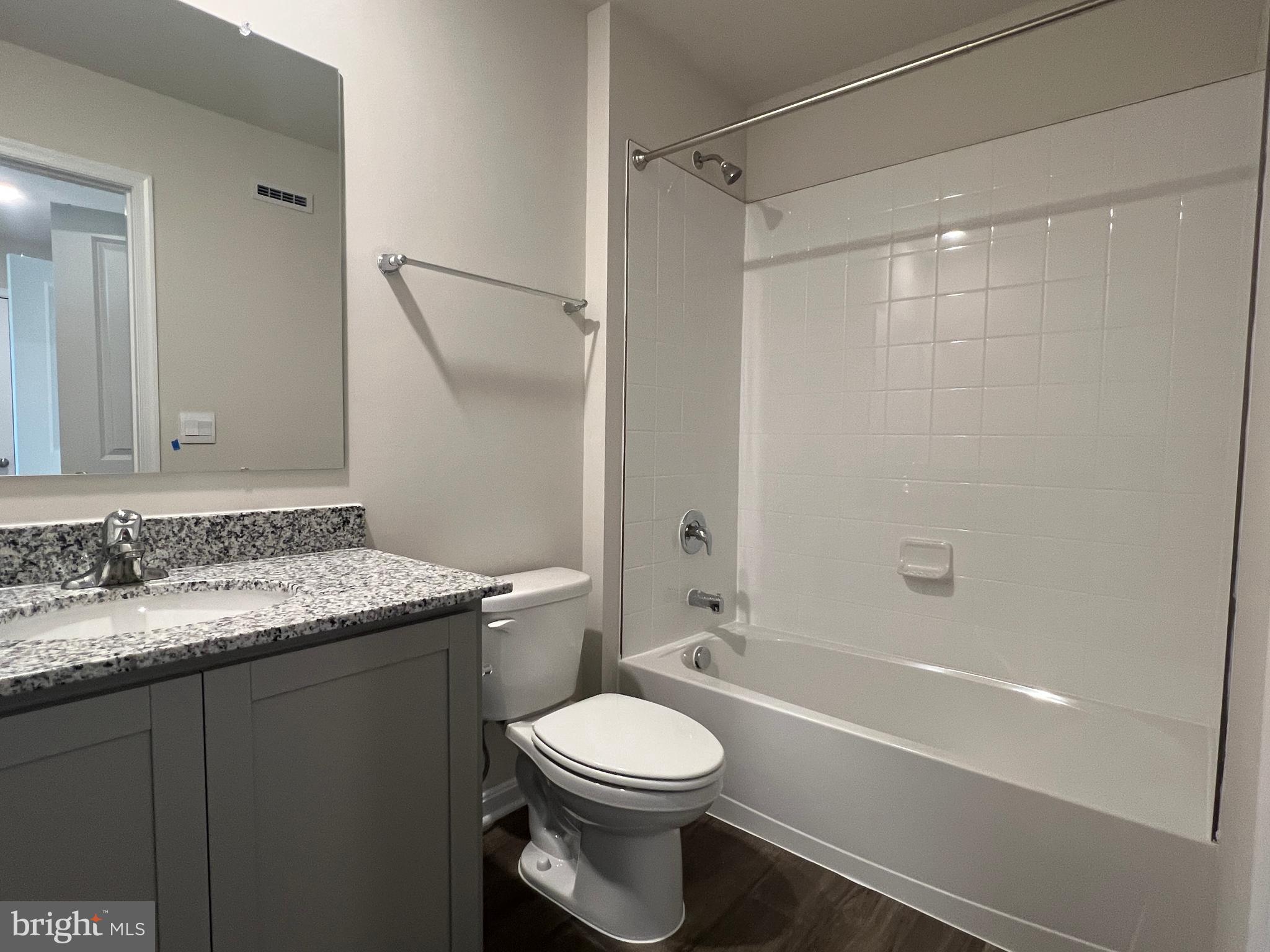 VALLEY VIEW - Residential Lease