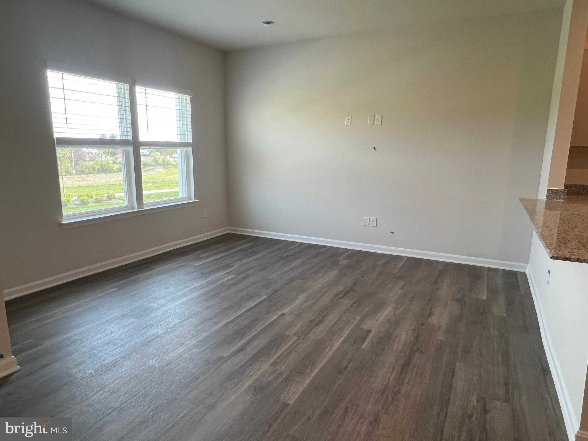 VALLEY VIEW - Residential Lease