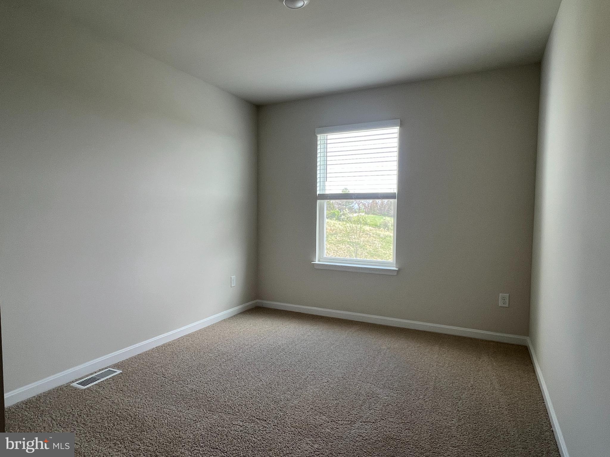 VALLEY VIEW - Residential Lease