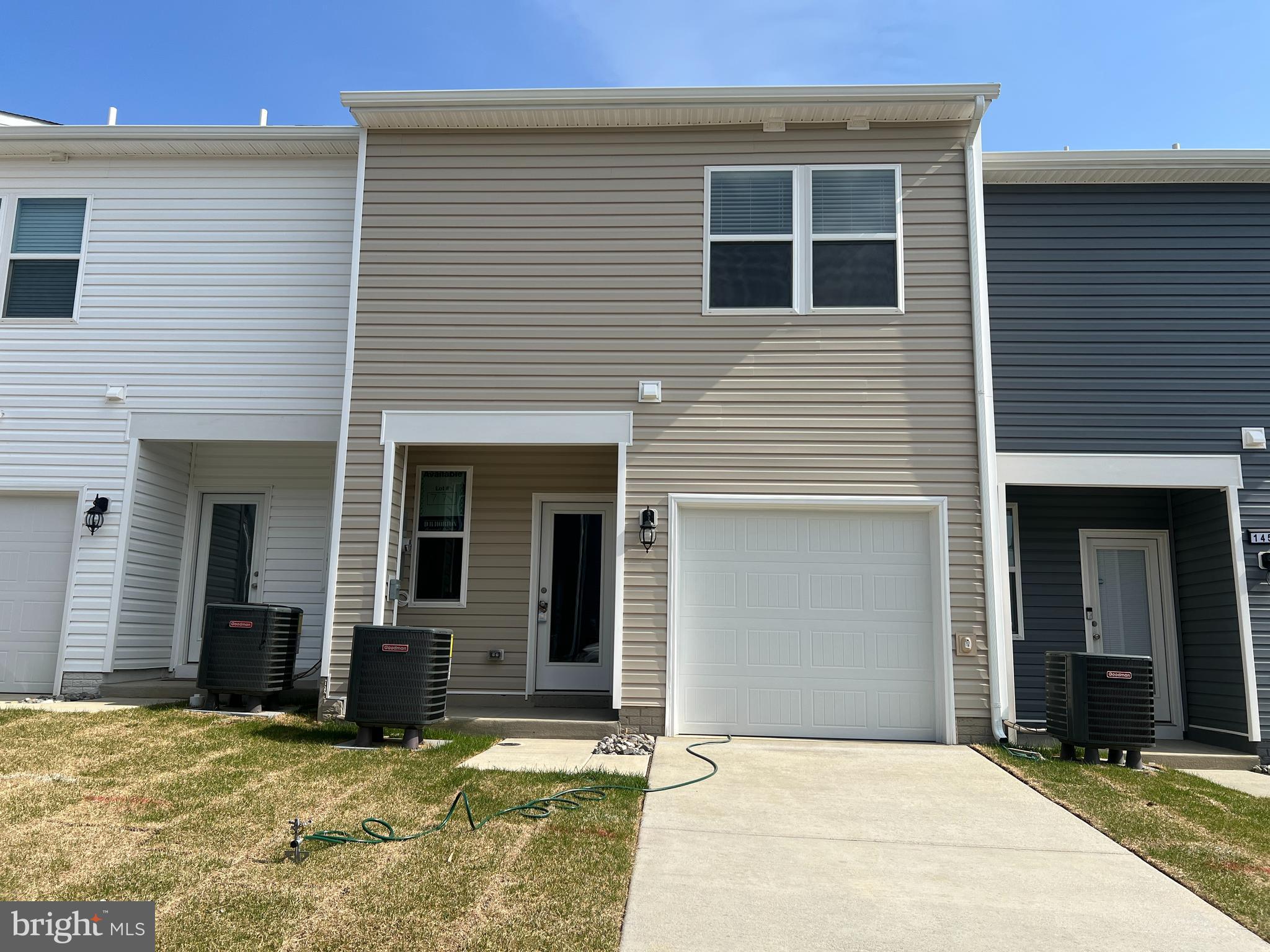 VALLEY VIEW - Residential Lease