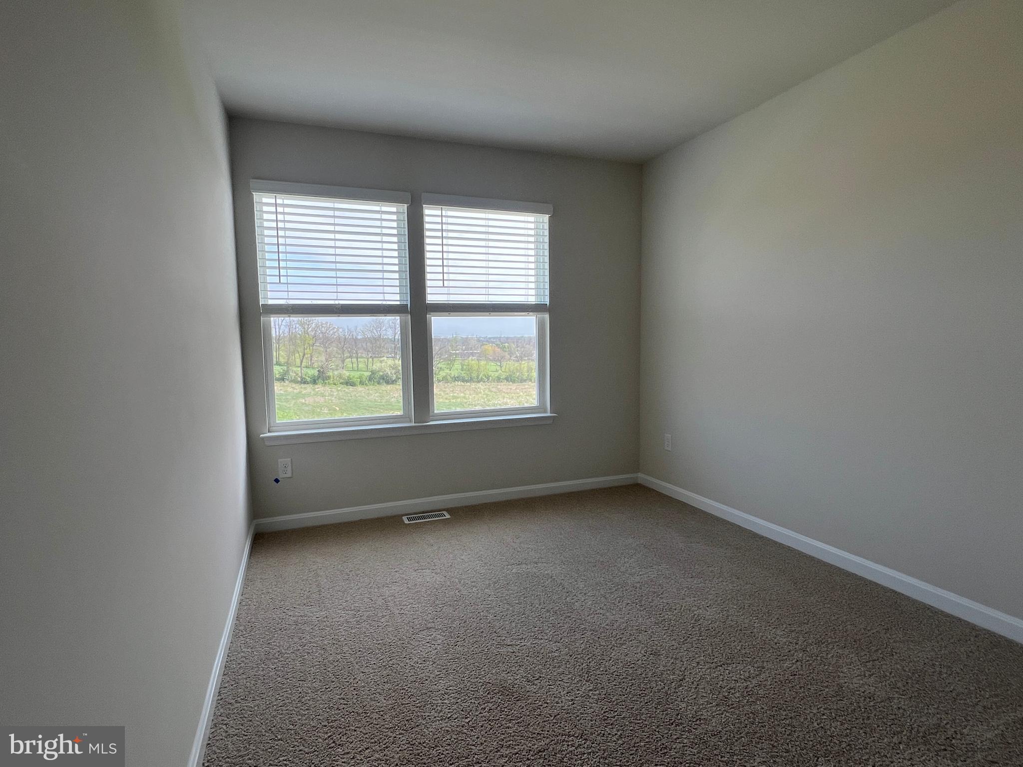 VALLEY VIEW - Residential Lease