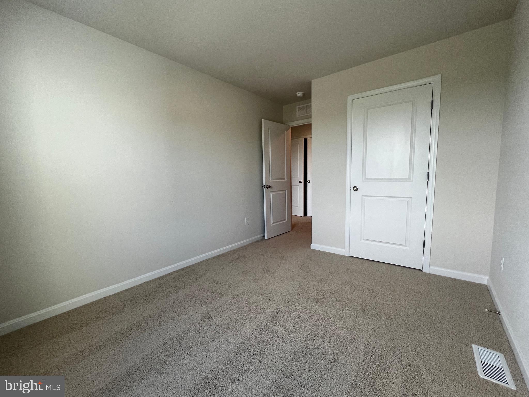 VALLEY VIEW - Residential Lease