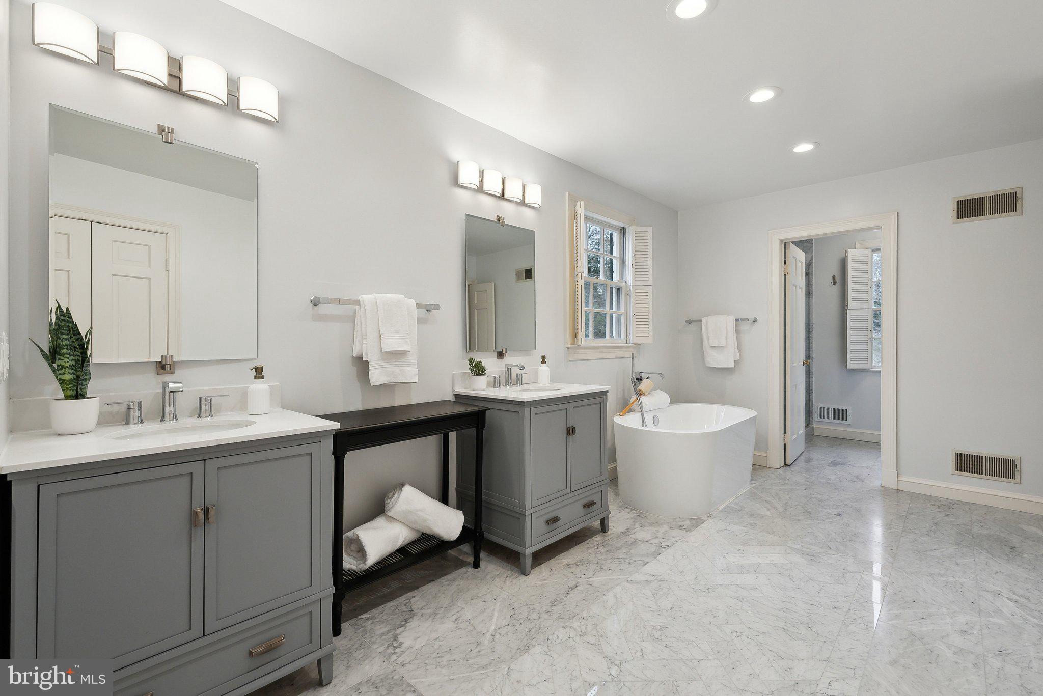 BRADLEY FARMS - Residential