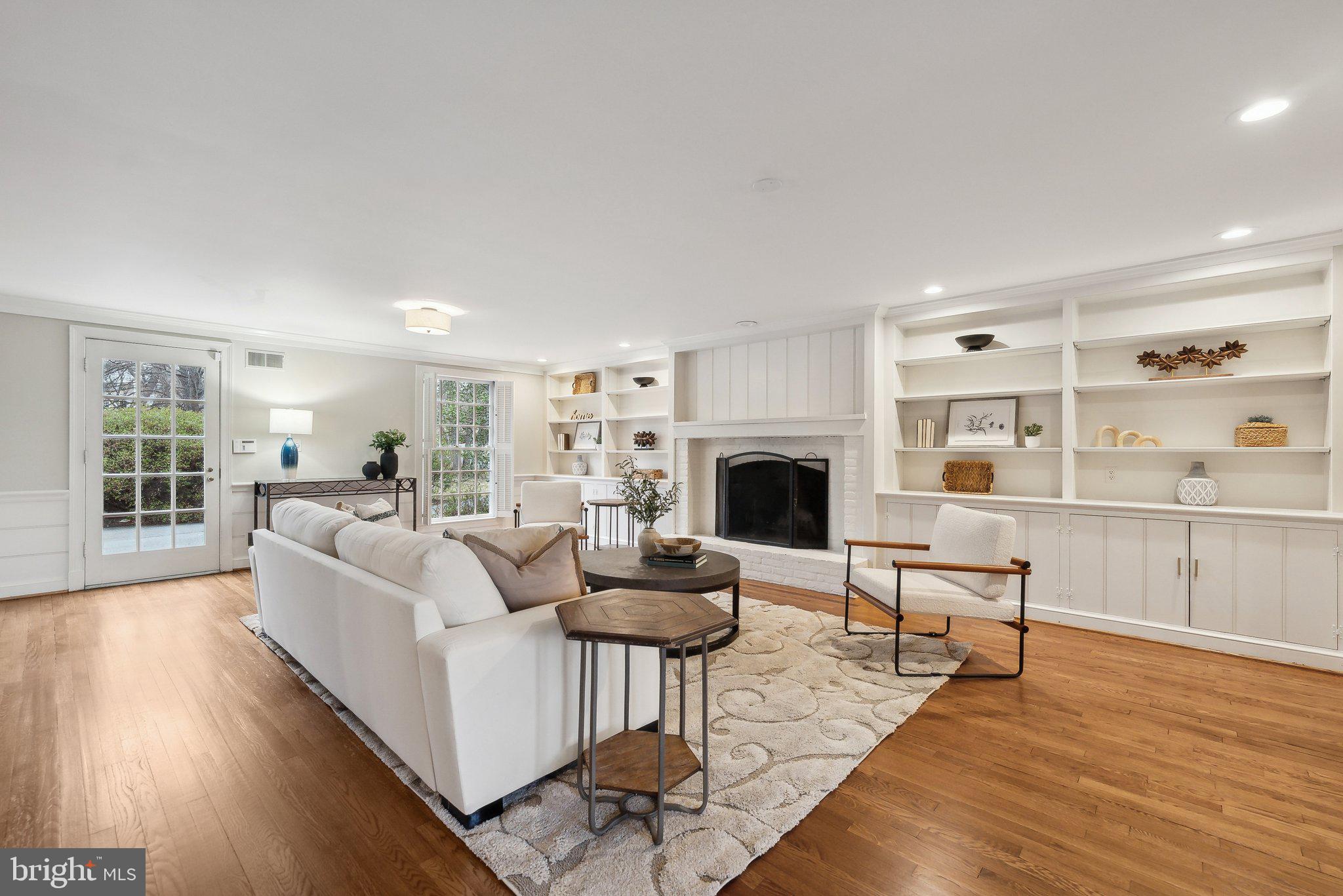 BRADLEY FARMS - Residential