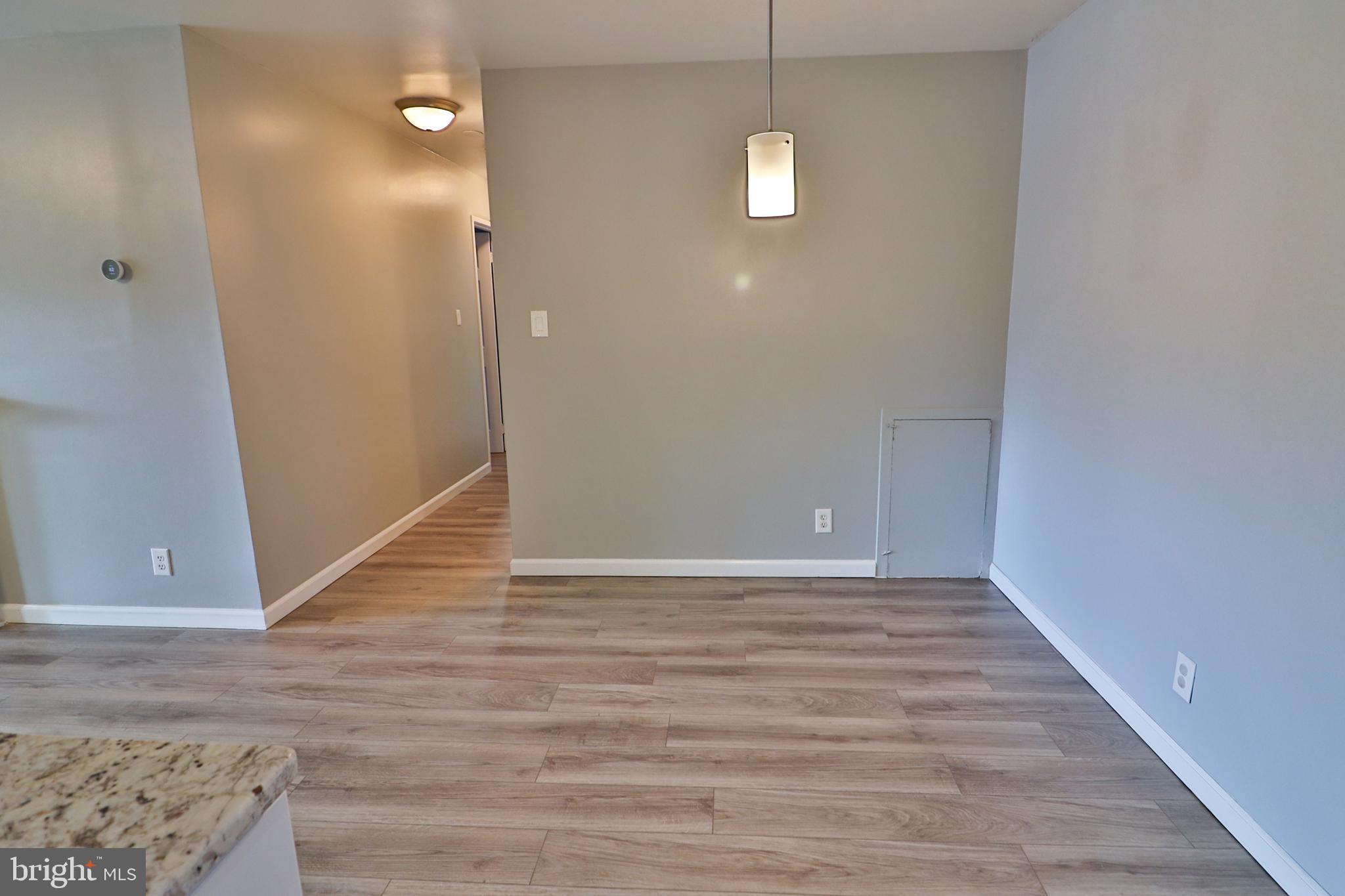 FARMINGDALE - Residential Lease