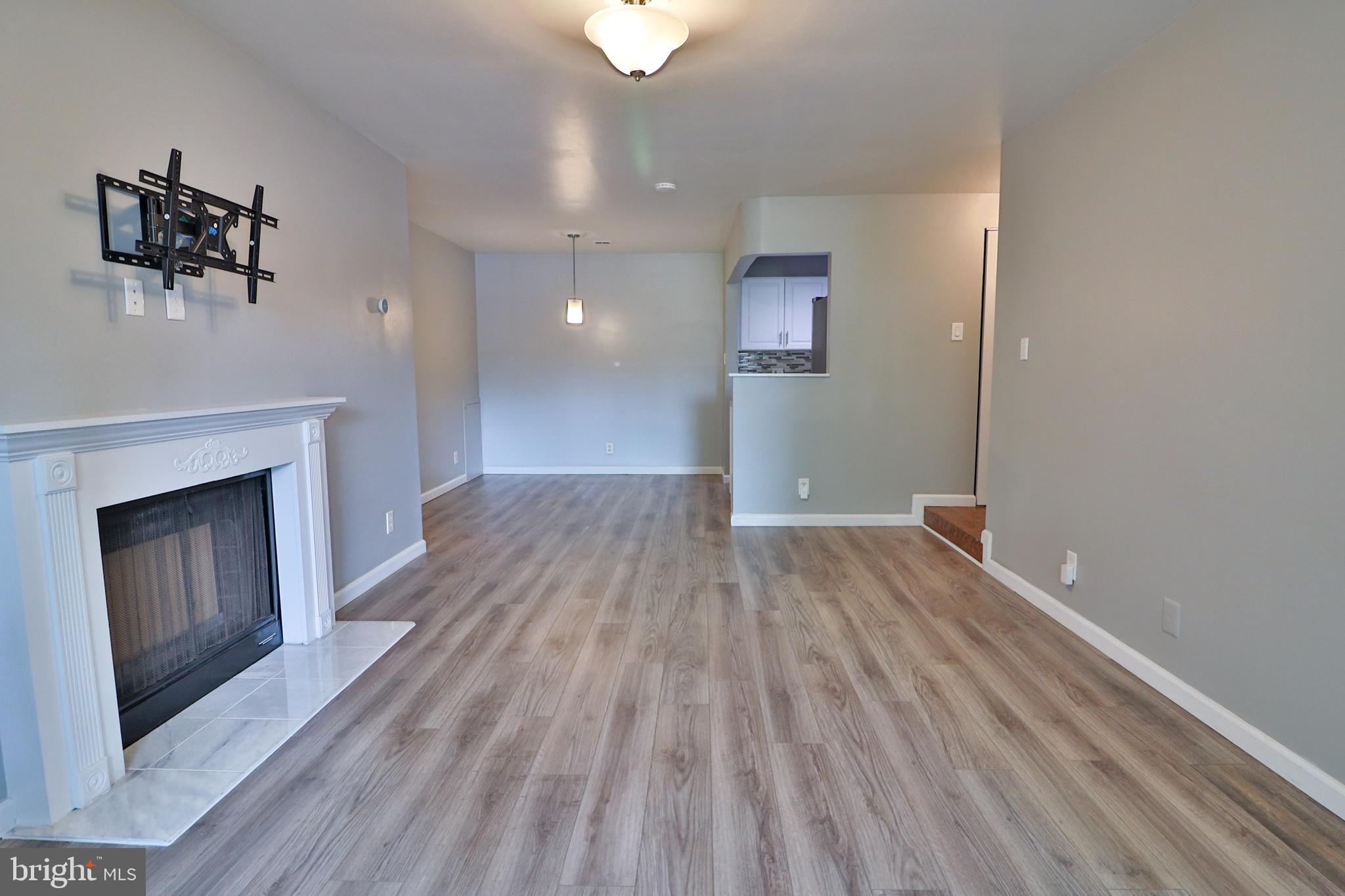 FARMINGDALE - Residential Lease