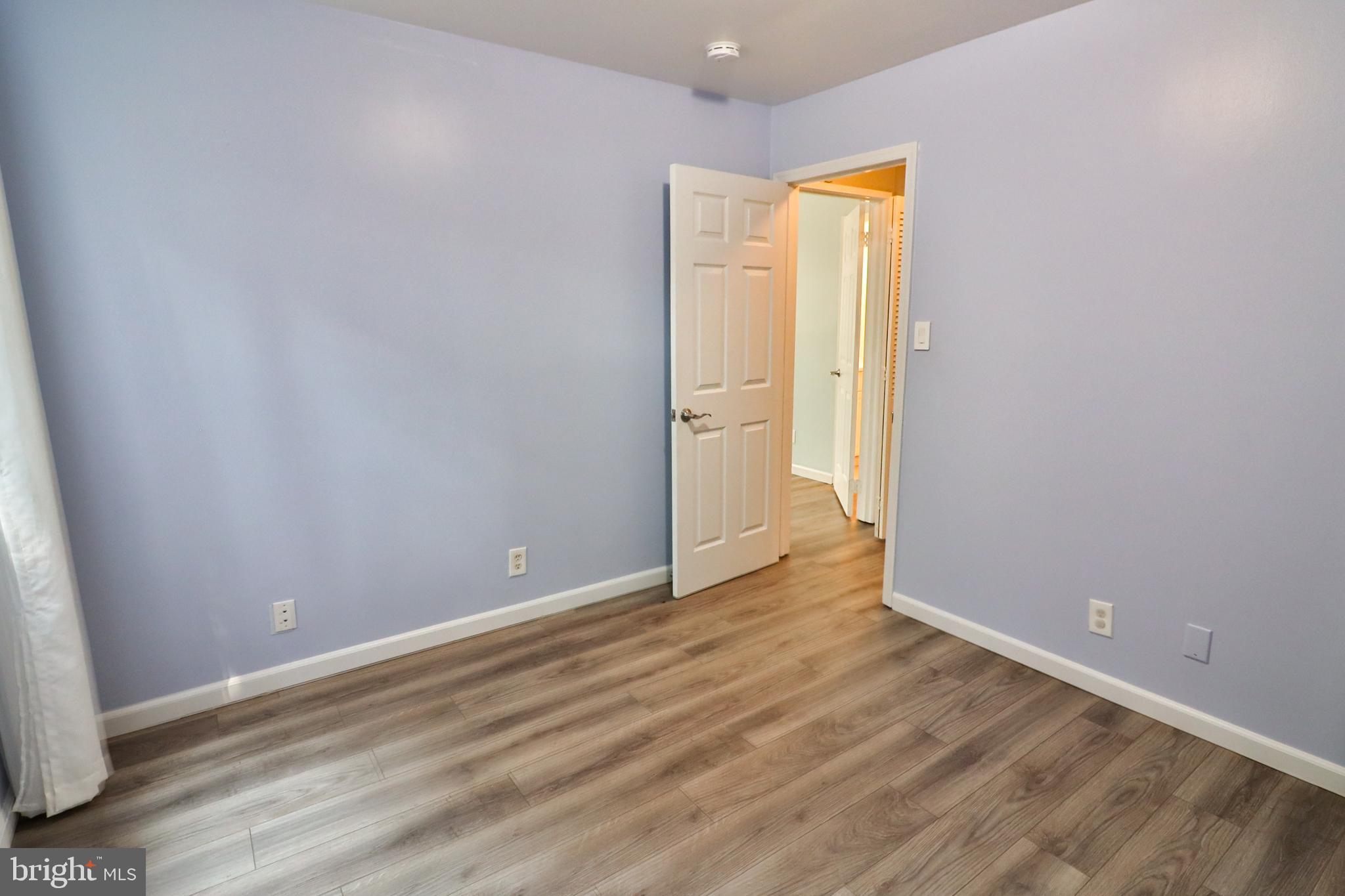 FARMINGDALE - Residential Lease