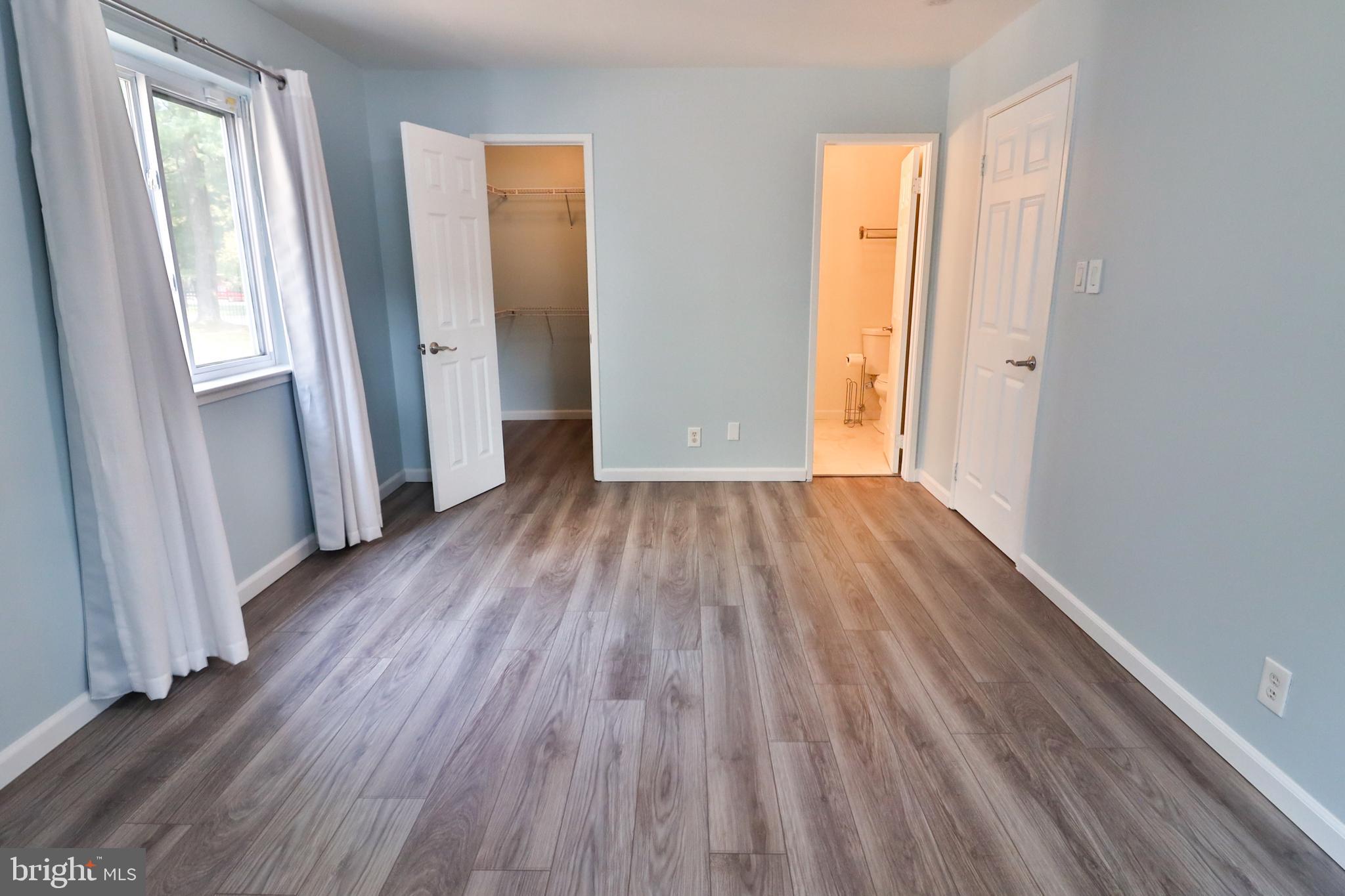 FARMINGDALE - Residential Lease