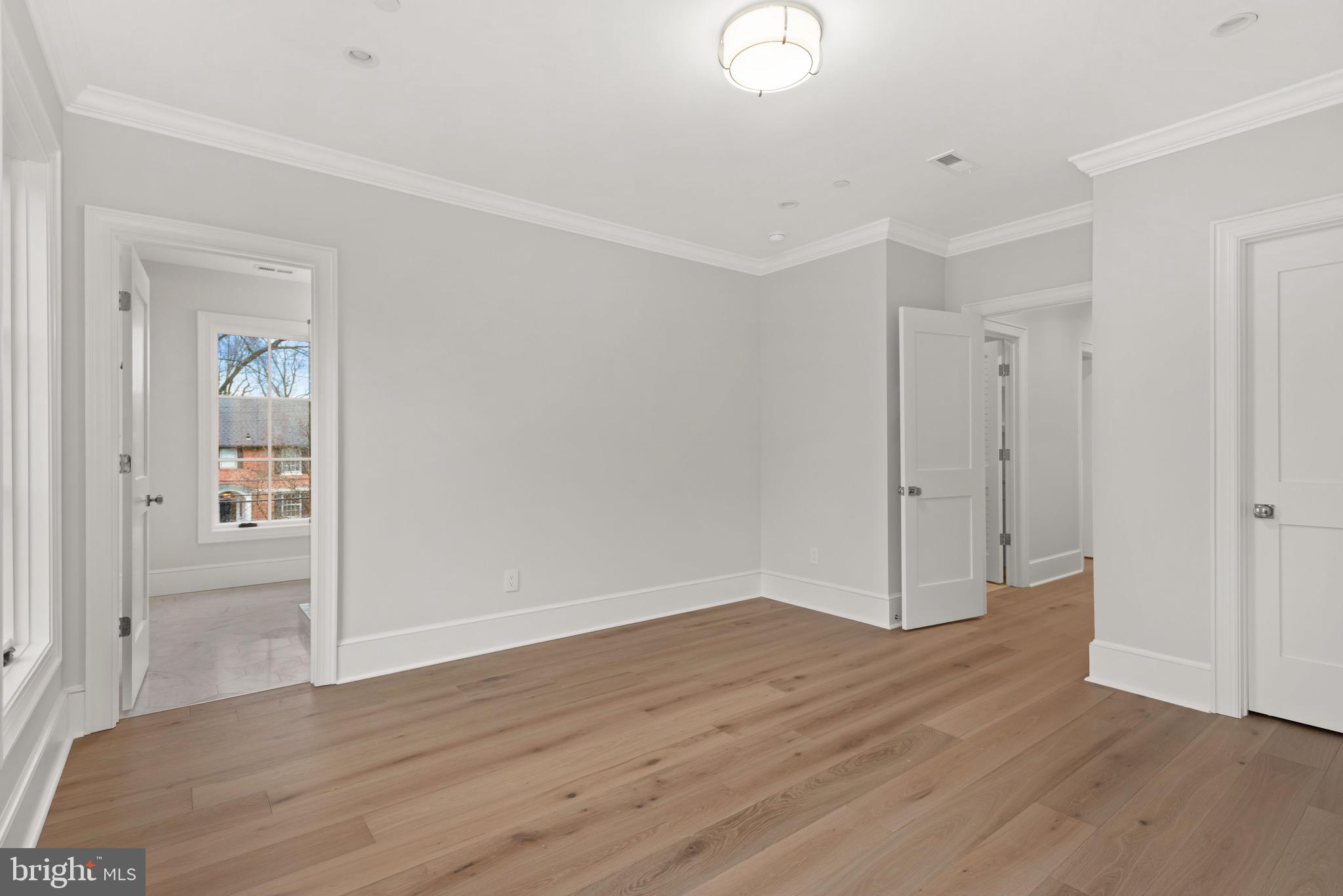 SPRING VALLEY - Residential
