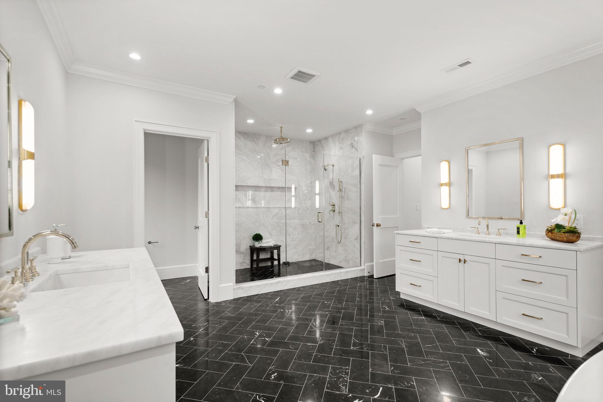 SPRING VALLEY - Residential