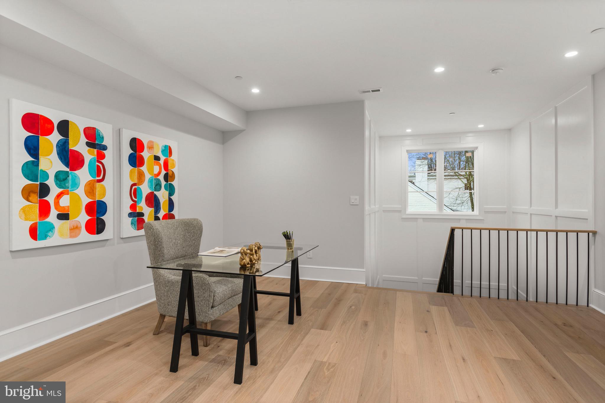 SPRING VALLEY - Residential