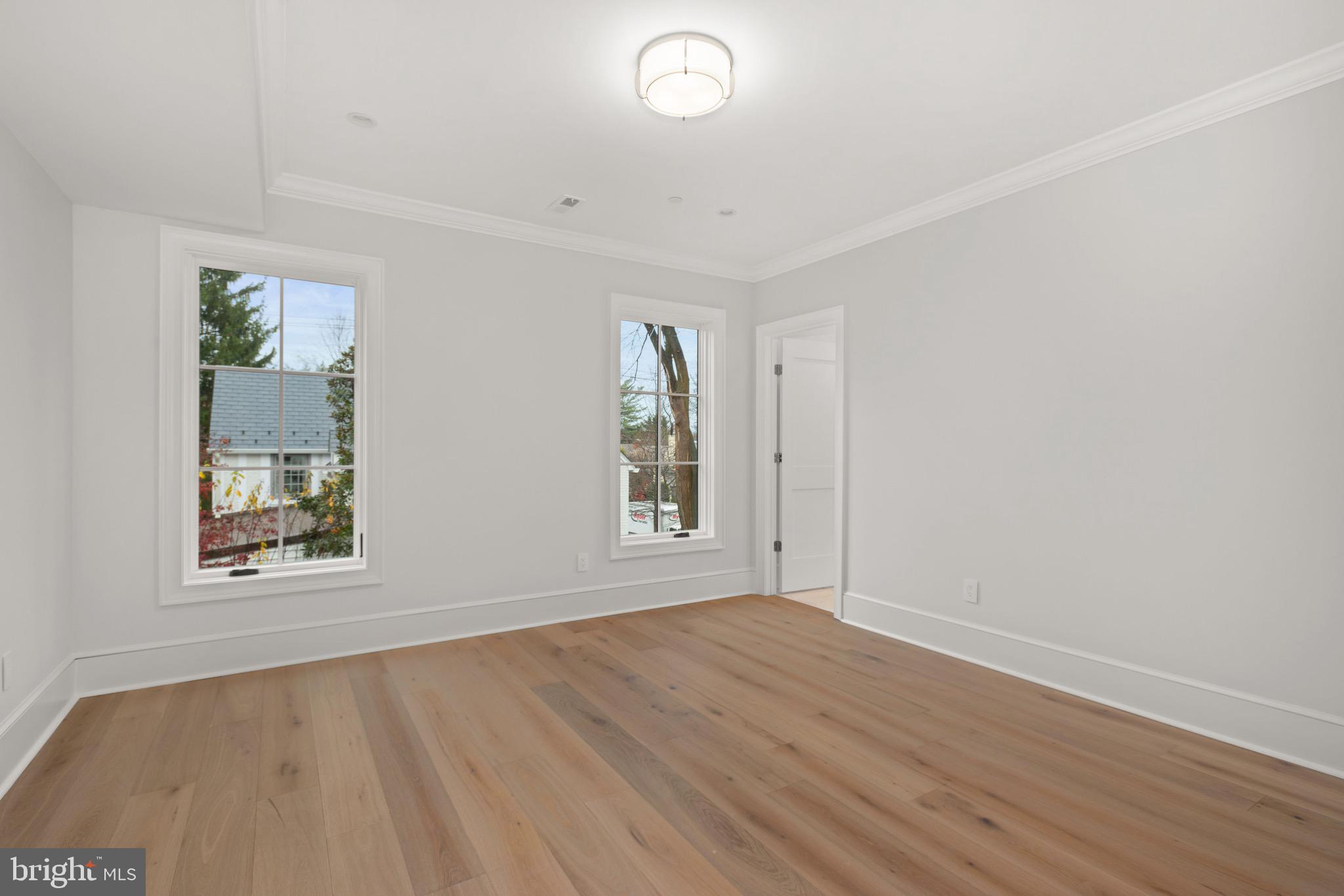 SPRING VALLEY - Residential