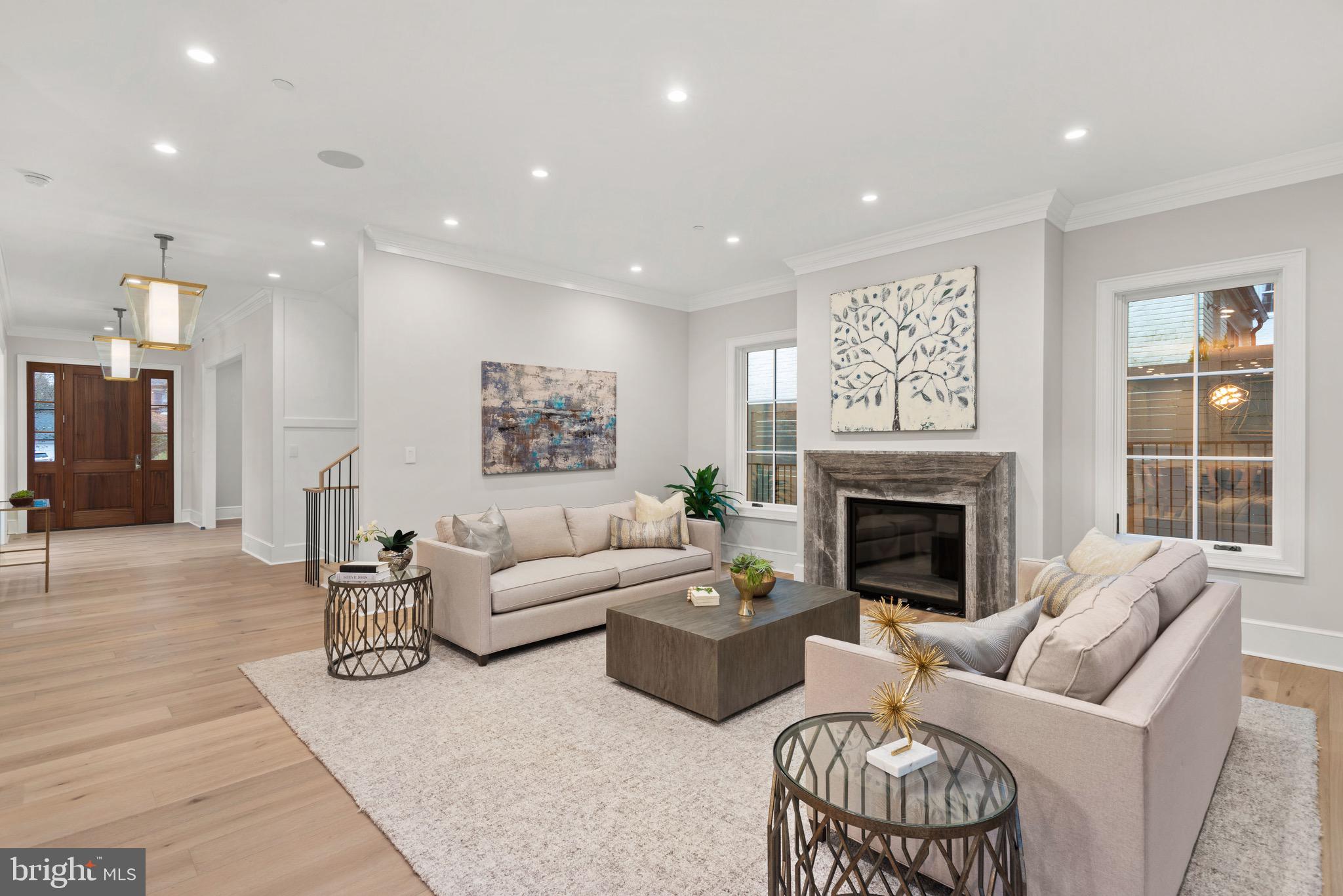 SPRING VALLEY - Residential