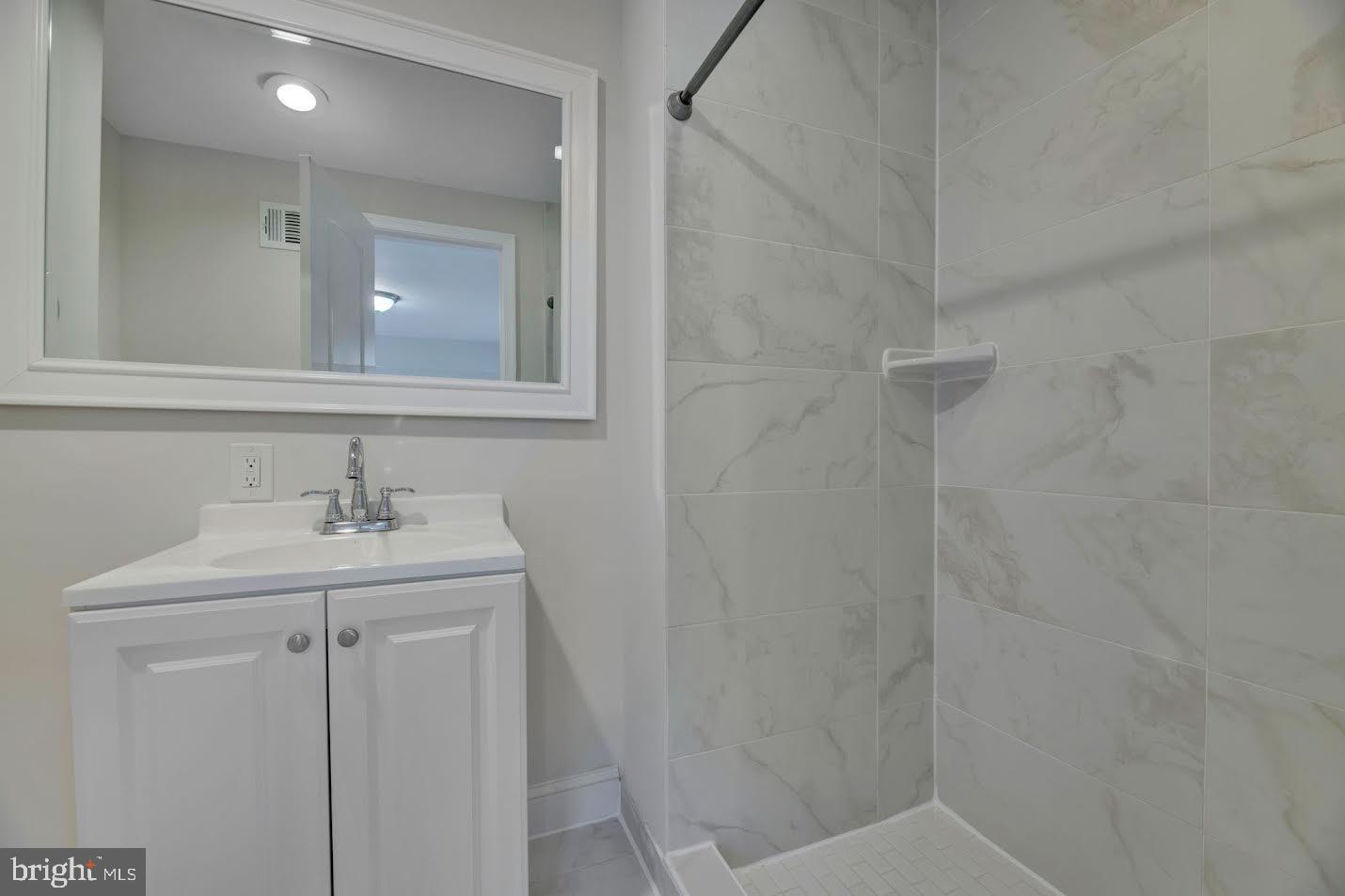 MARLTON - Residential Lease