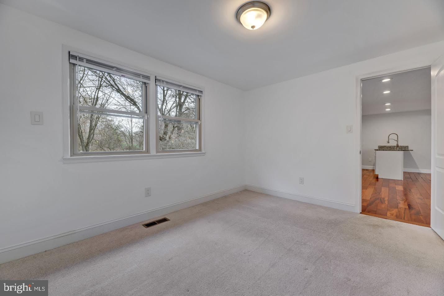 MARLTON - Residential Lease