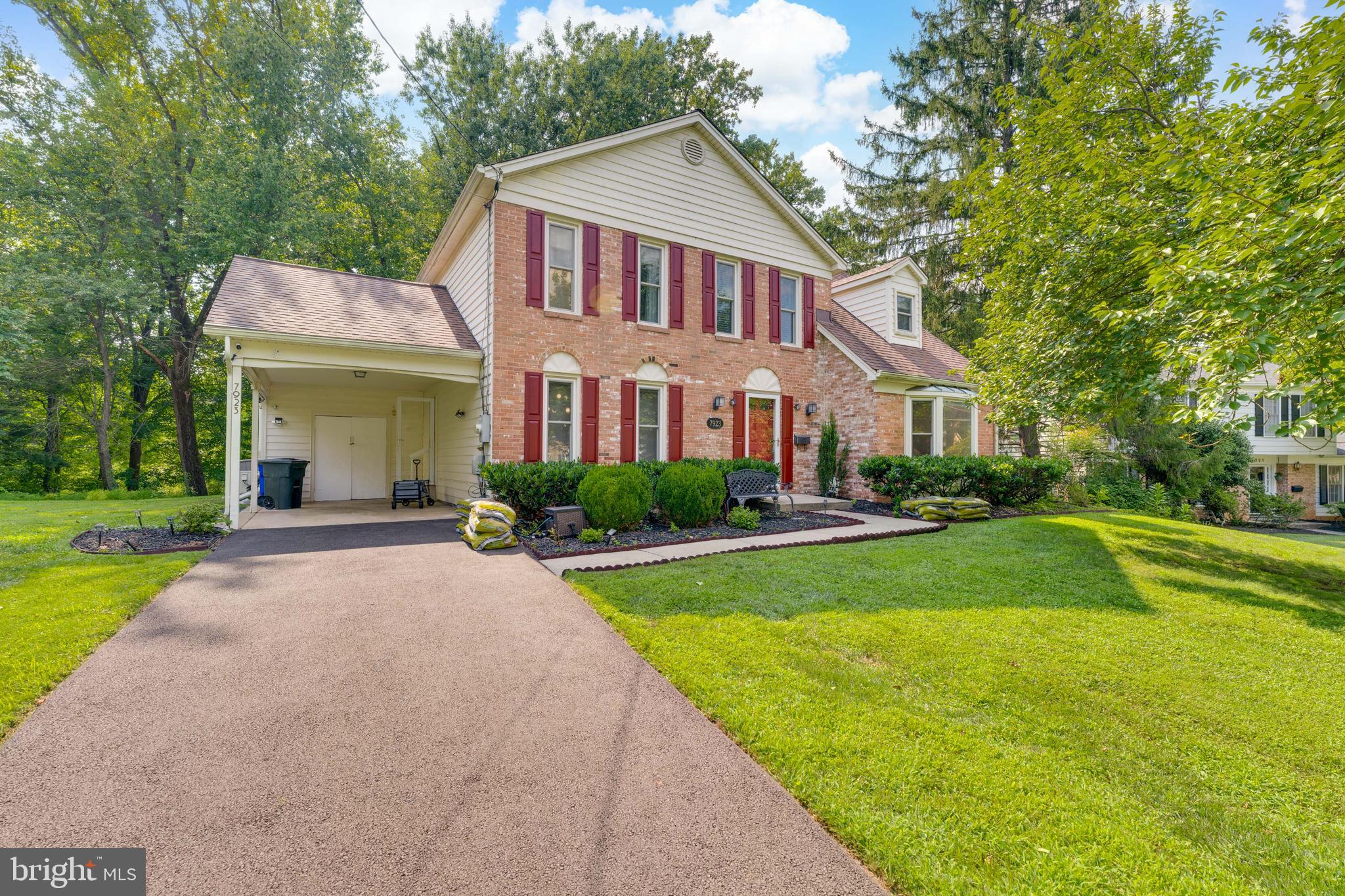 REGENCY ESTATES - Residential Lease