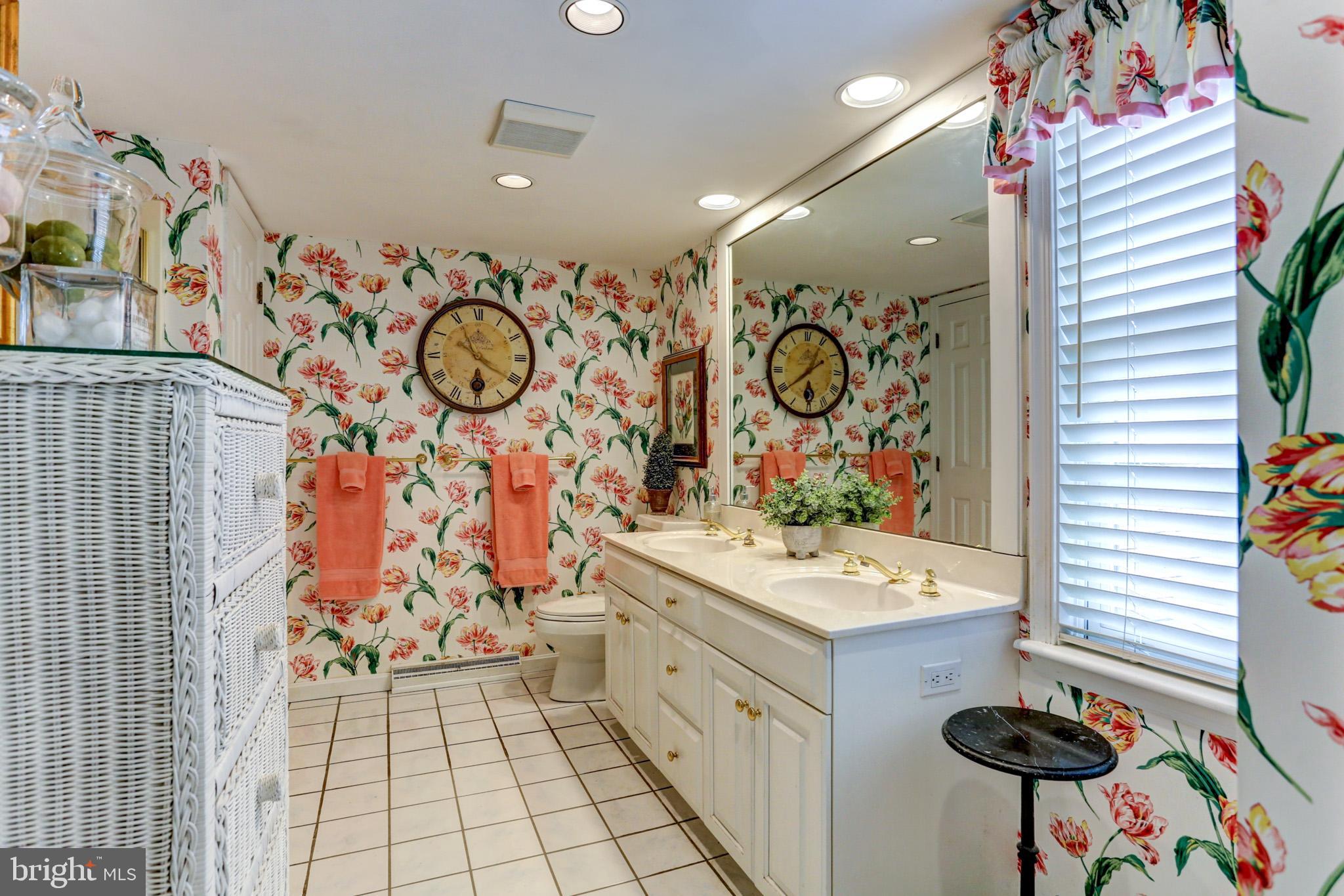 VILLAGE OF WESTOVER - Residential