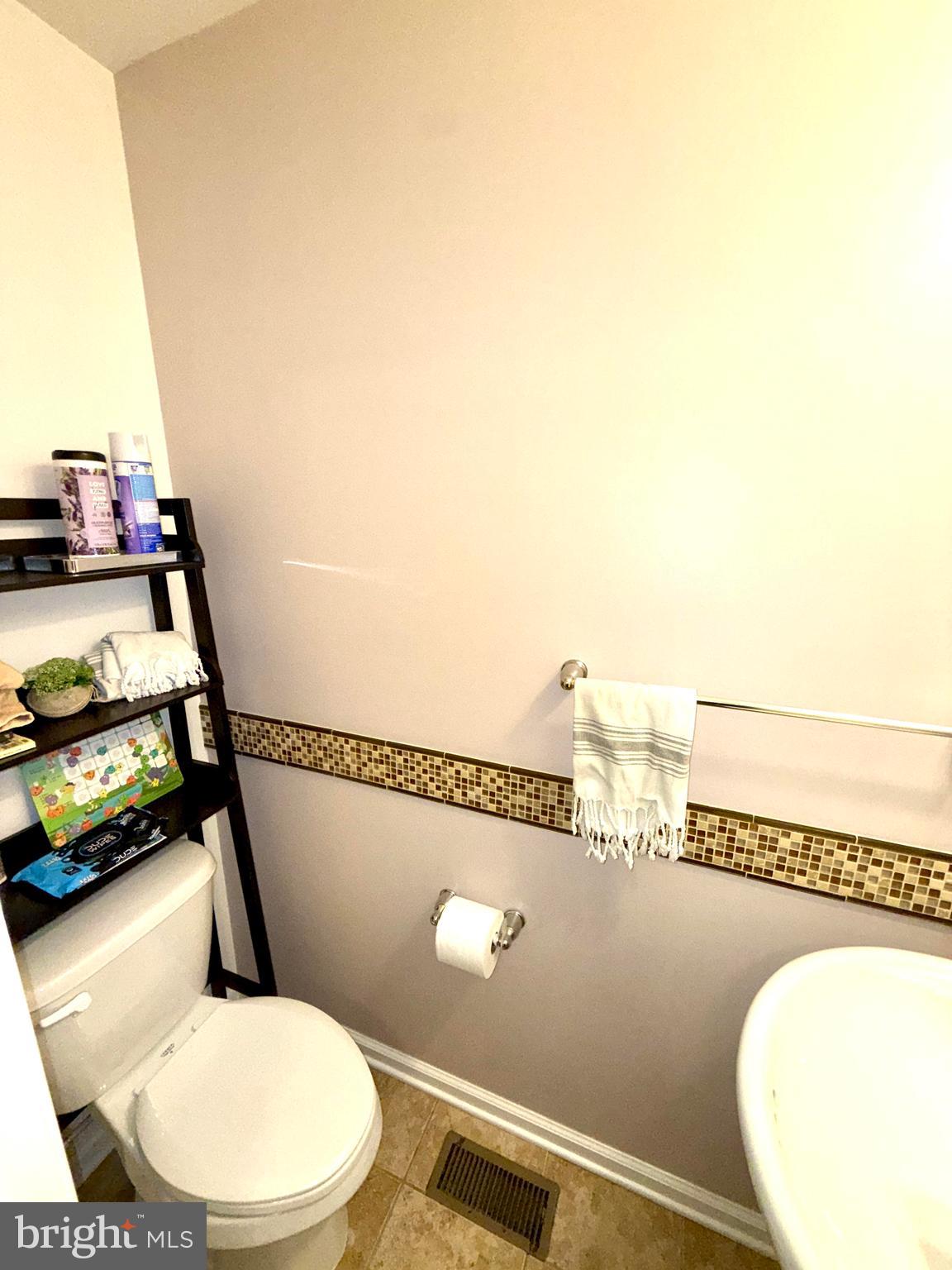 LEE'S PARKE - Residential