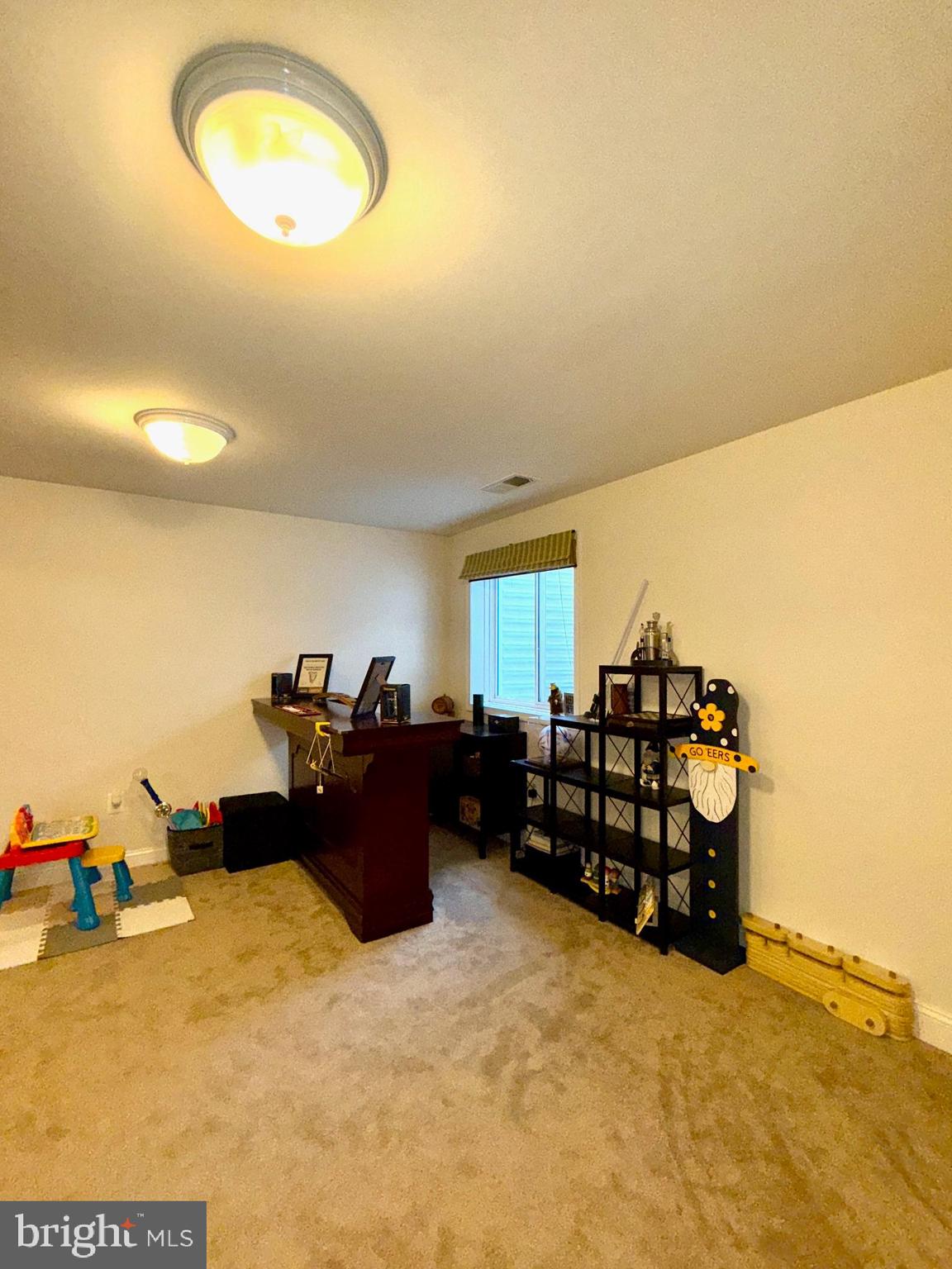 LEE'S PARKE - Residential