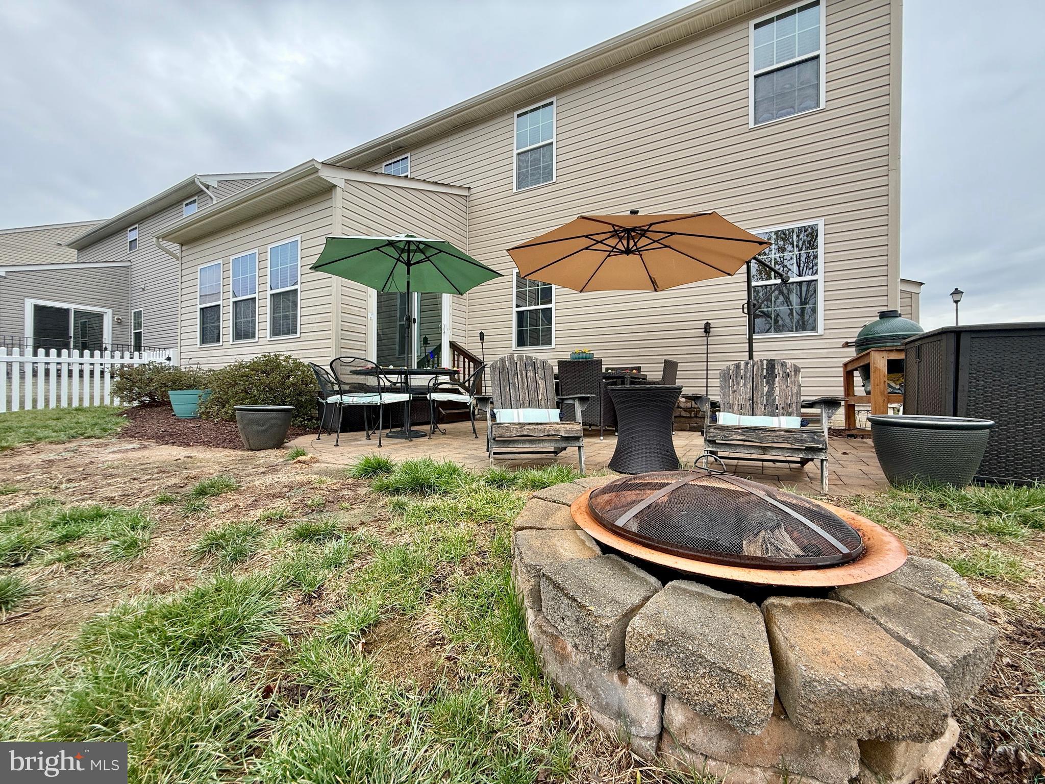 LEE'S PARKE - Residential