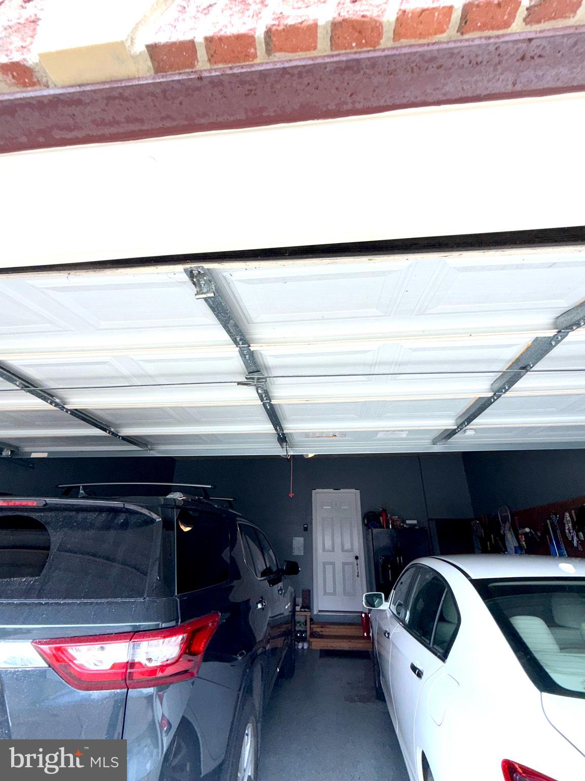 LEE'S PARKE - Residential