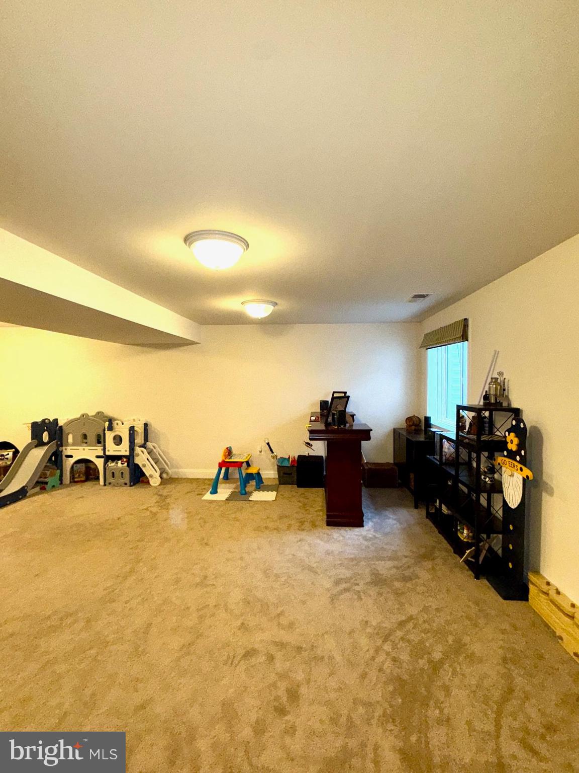 LEE'S PARKE - Residential