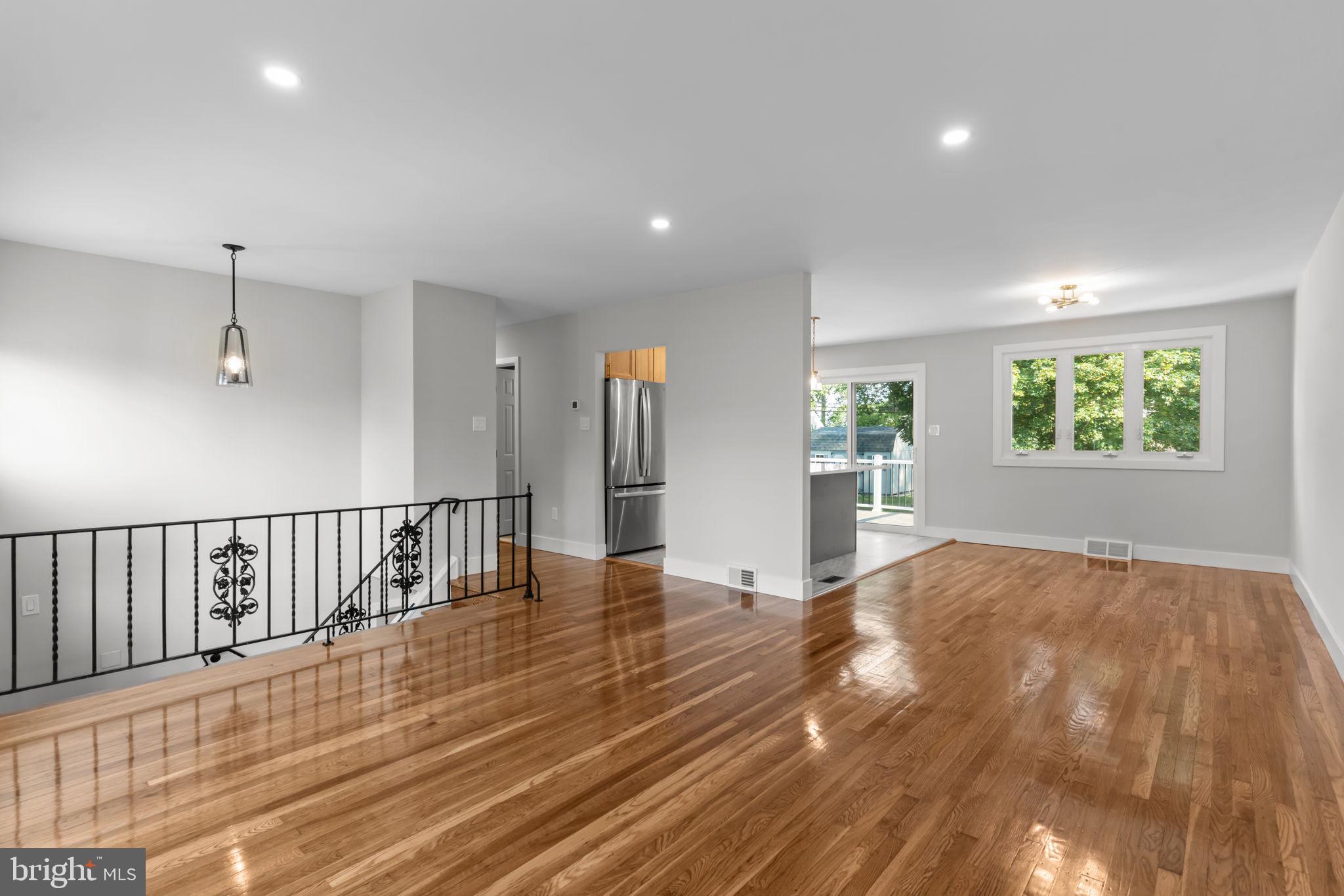158 MEADOW LANE