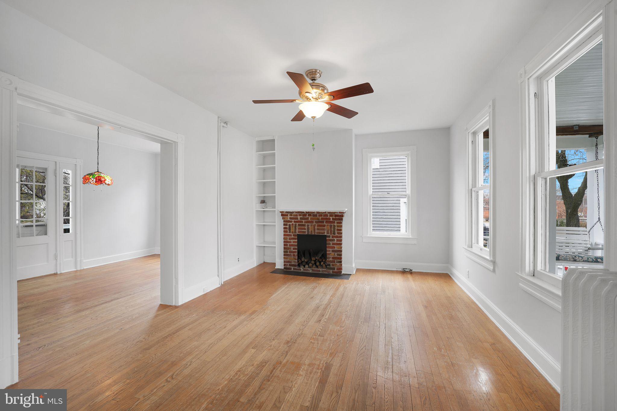 RIVERDALE PARK - Residential Lease