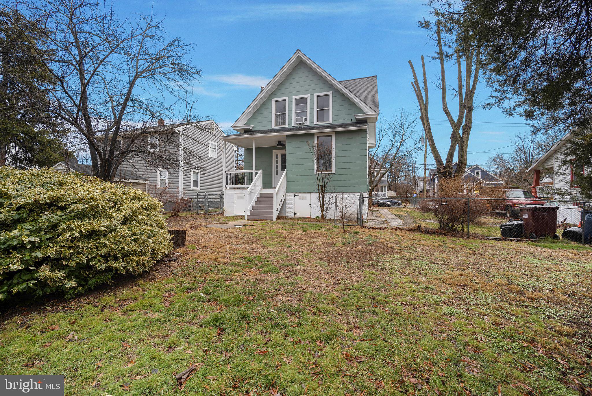 RIVERDALE PARK - Residential Lease