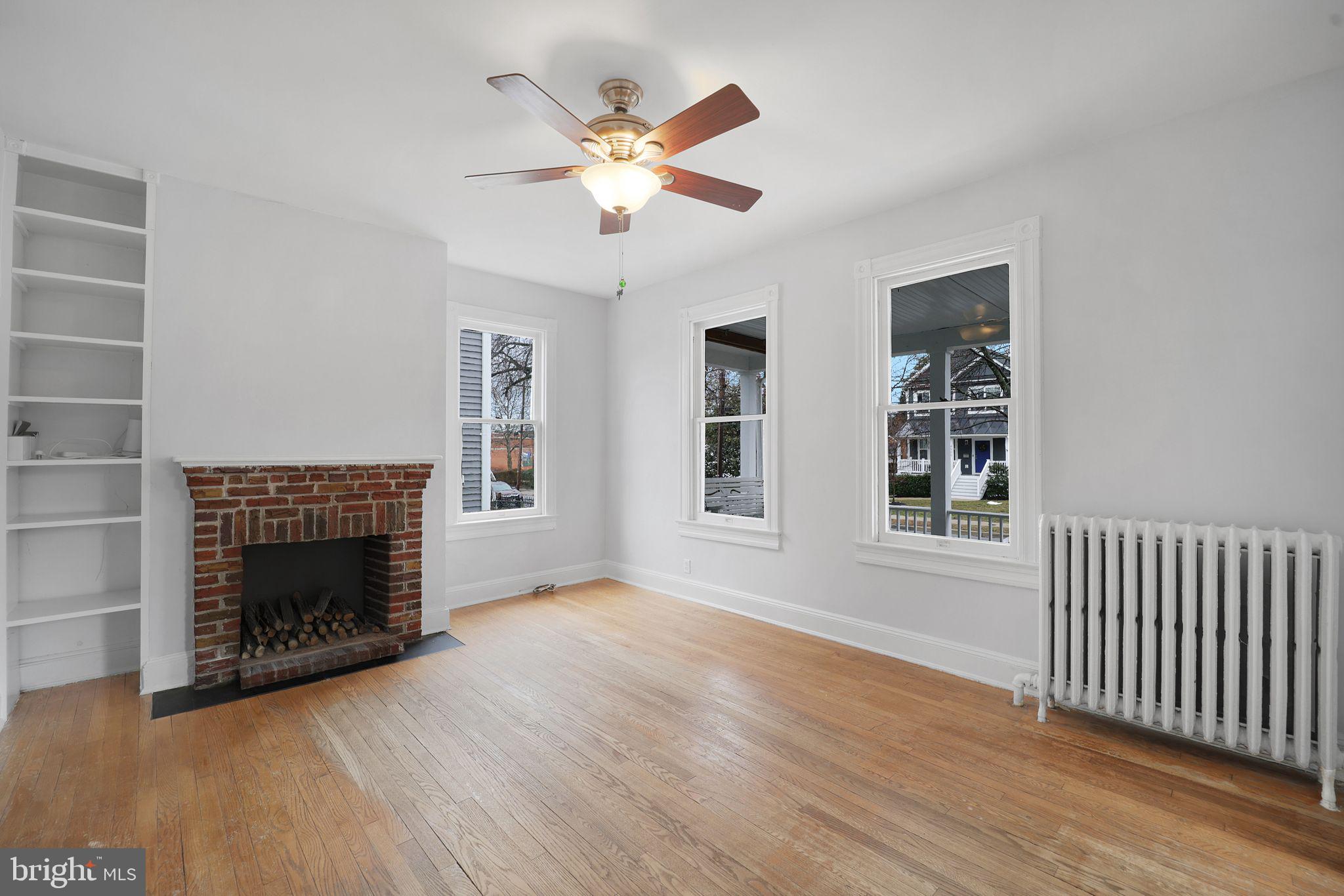 RIVERDALE PARK - Residential Lease