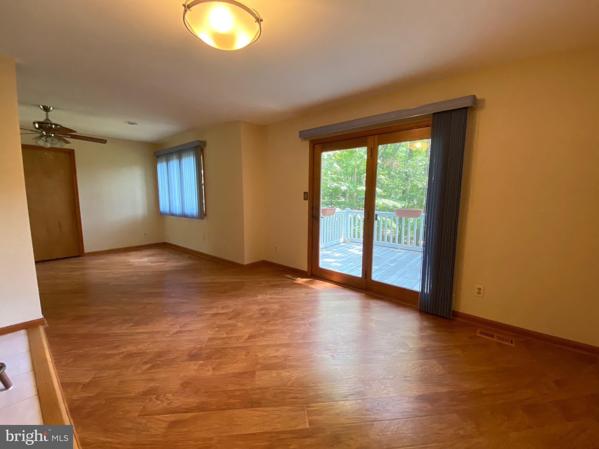 ST LEONARD SHORES - Residential