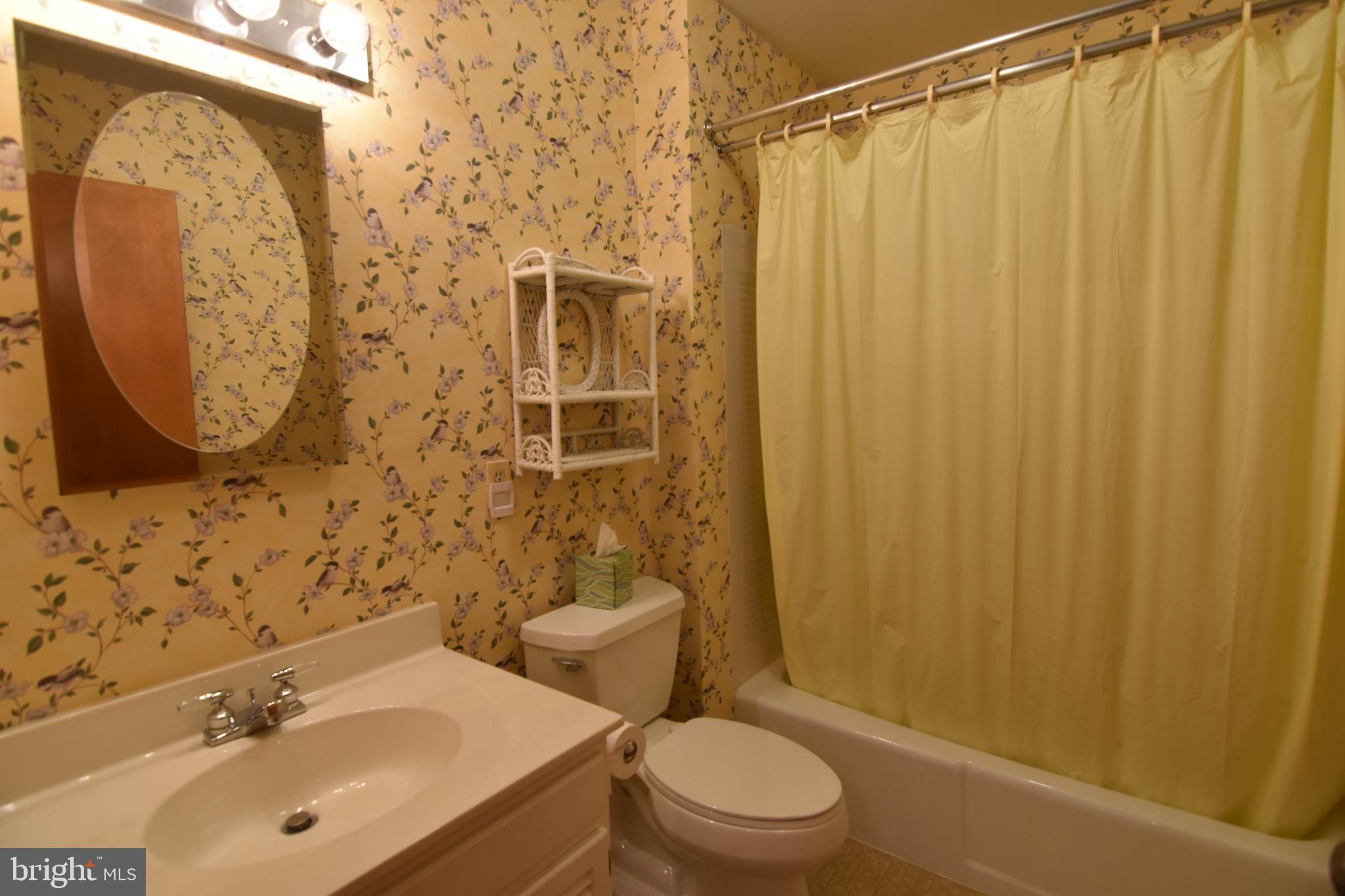 ST LEONARD SHORES - Residential