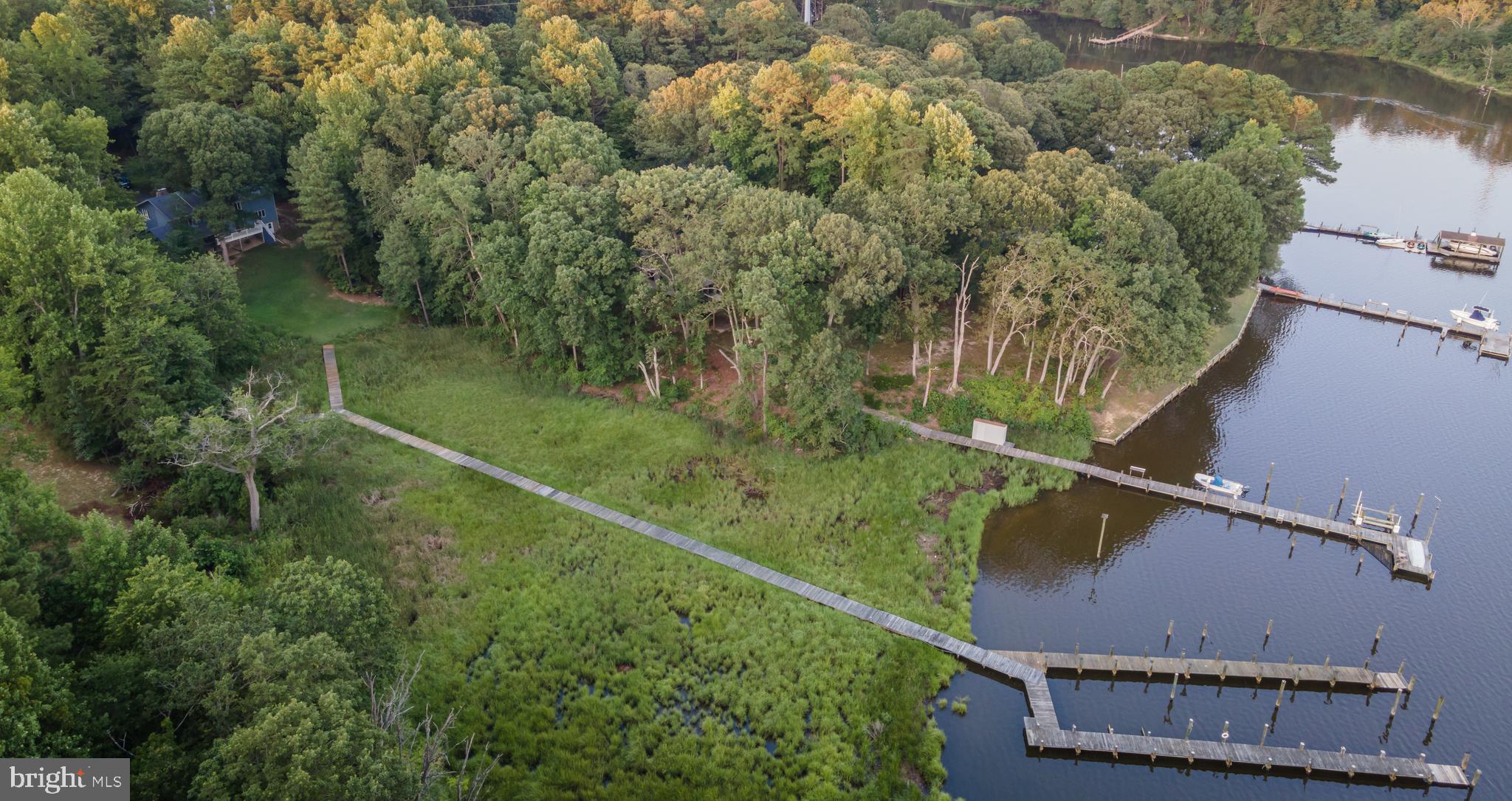 ST LEONARD SHORES - Residential