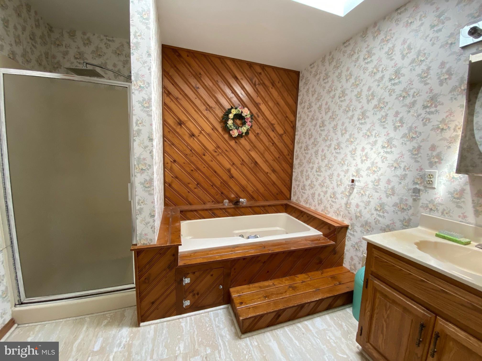 ST LEONARD SHORES - Residential