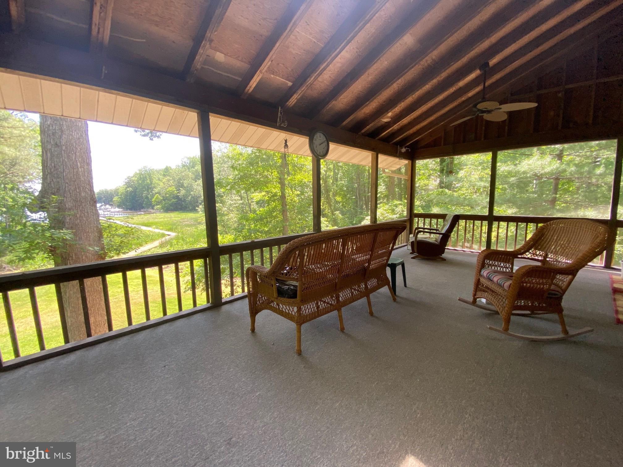 ST LEONARD SHORES - Residential