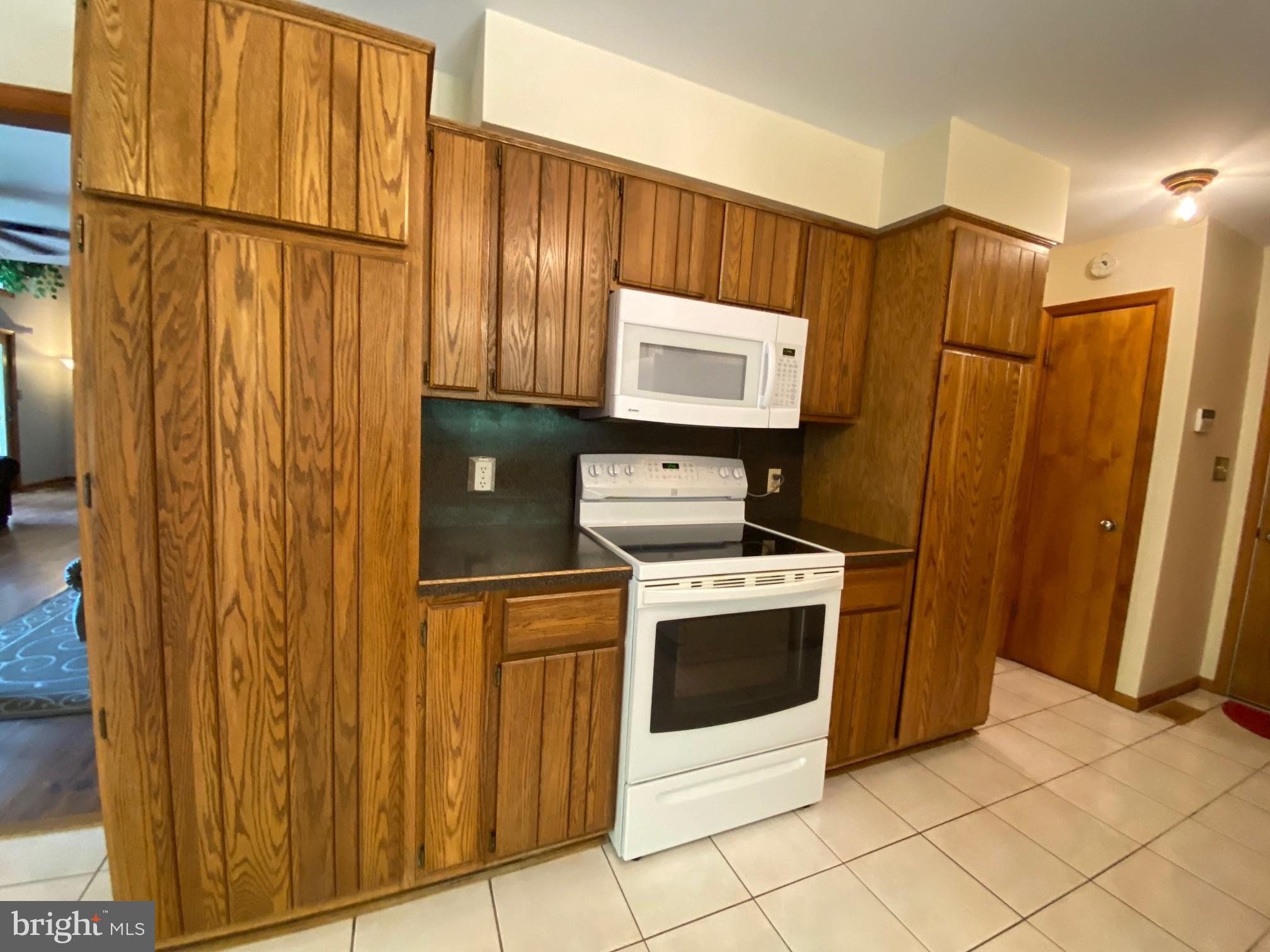 ST LEONARD SHORES - Residential