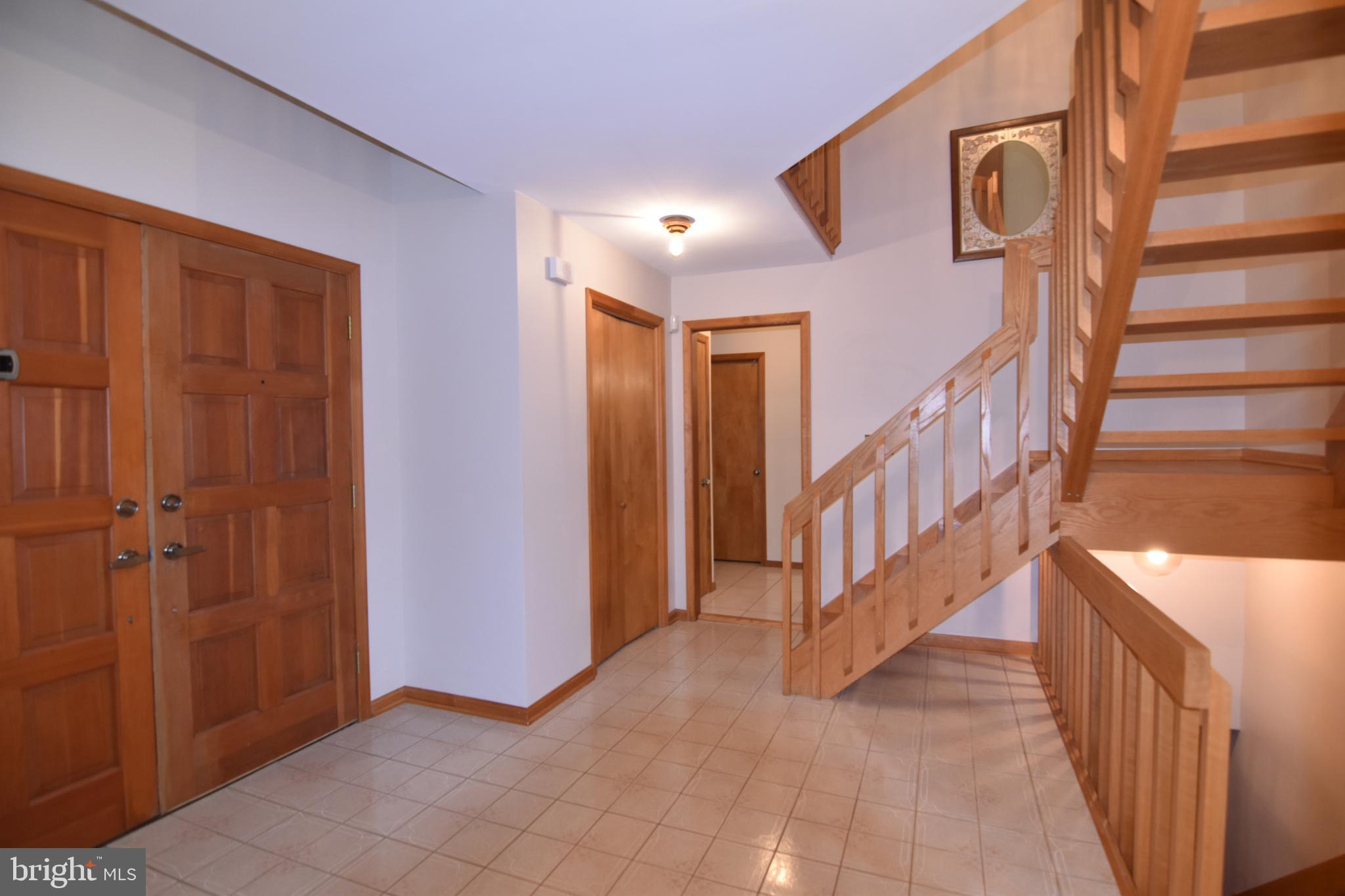 ST LEONARD SHORES - Residential