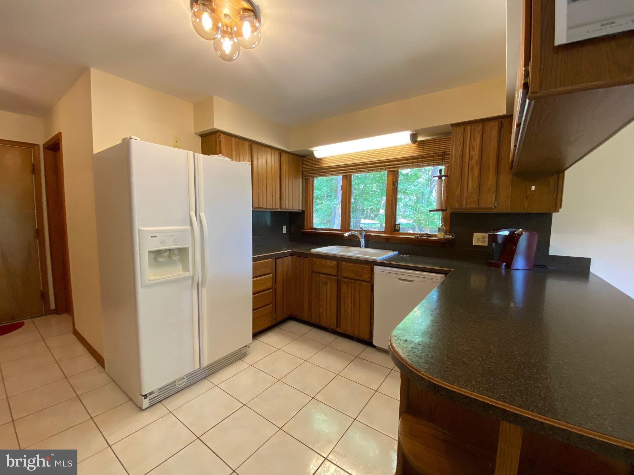 ST LEONARD SHORES - Residential