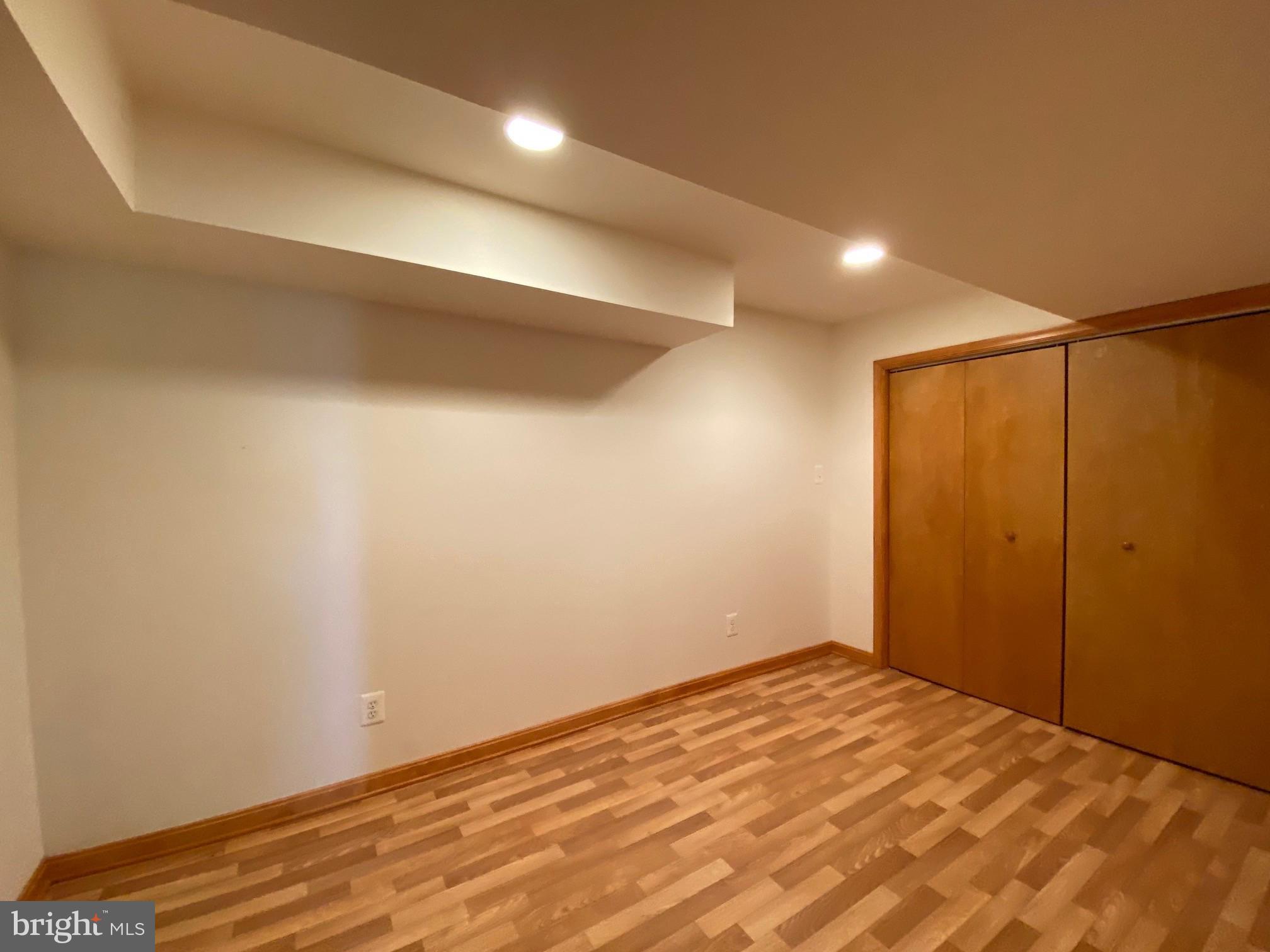 ST LEONARD SHORES - Residential