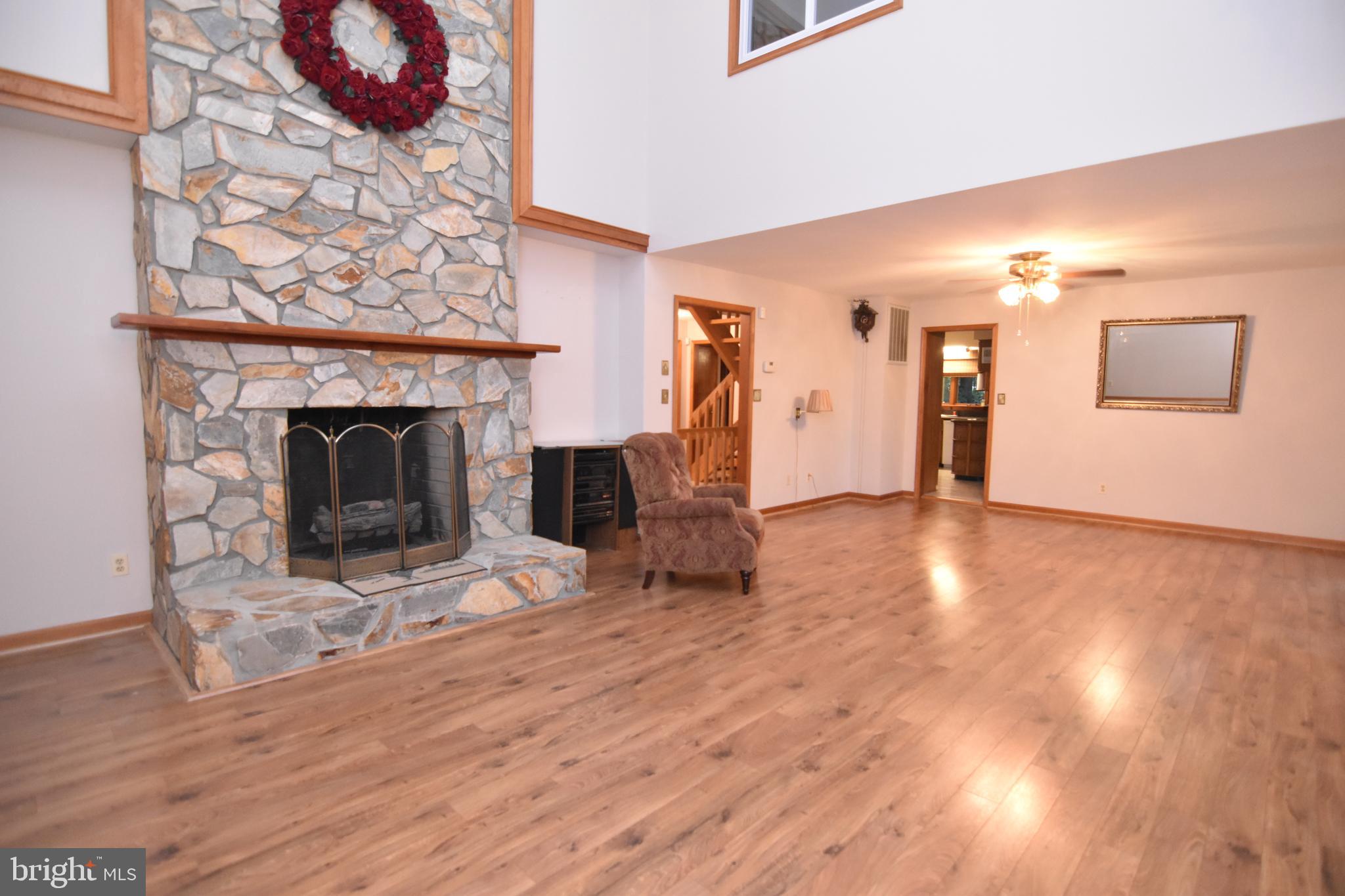 ST LEONARD SHORES - Residential