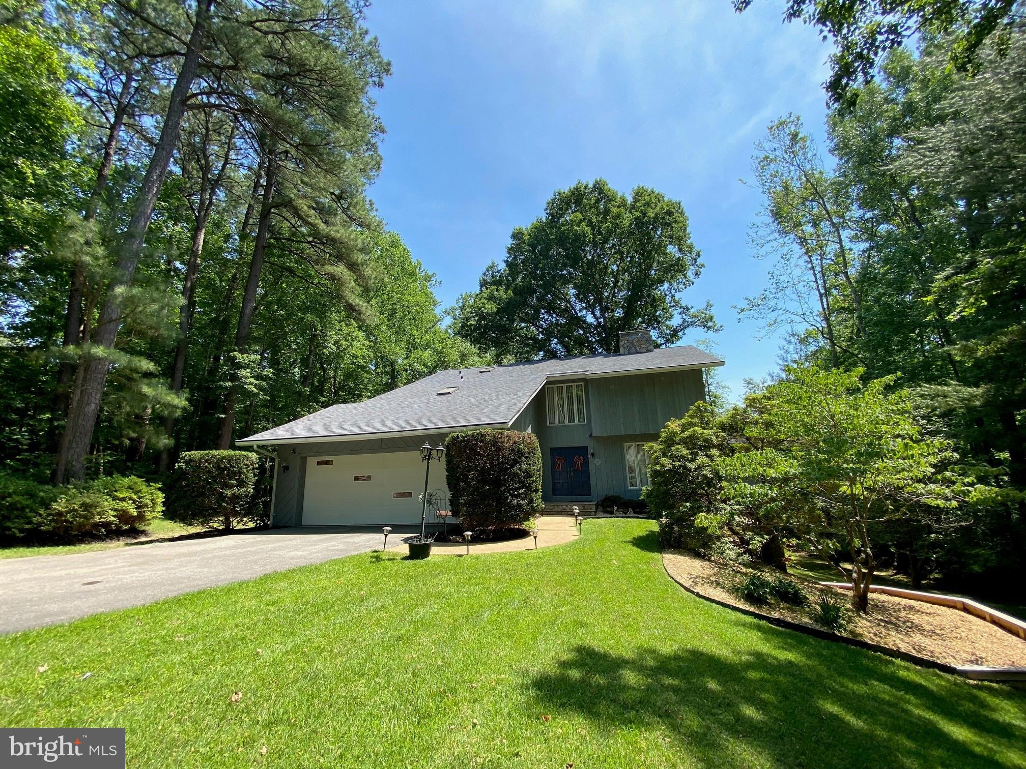 ST LEONARD SHORES - Residential