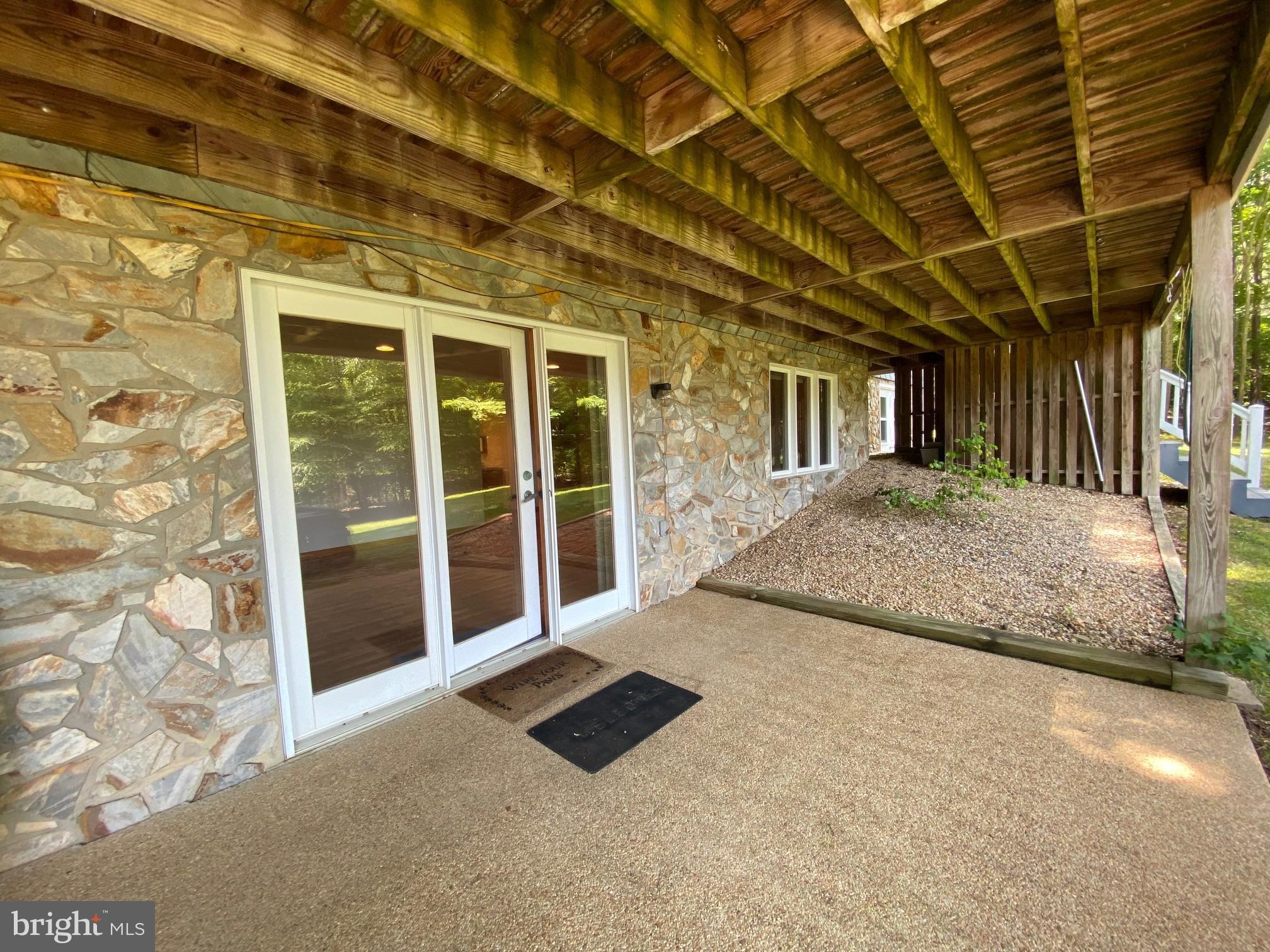 ST LEONARD SHORES - Residential