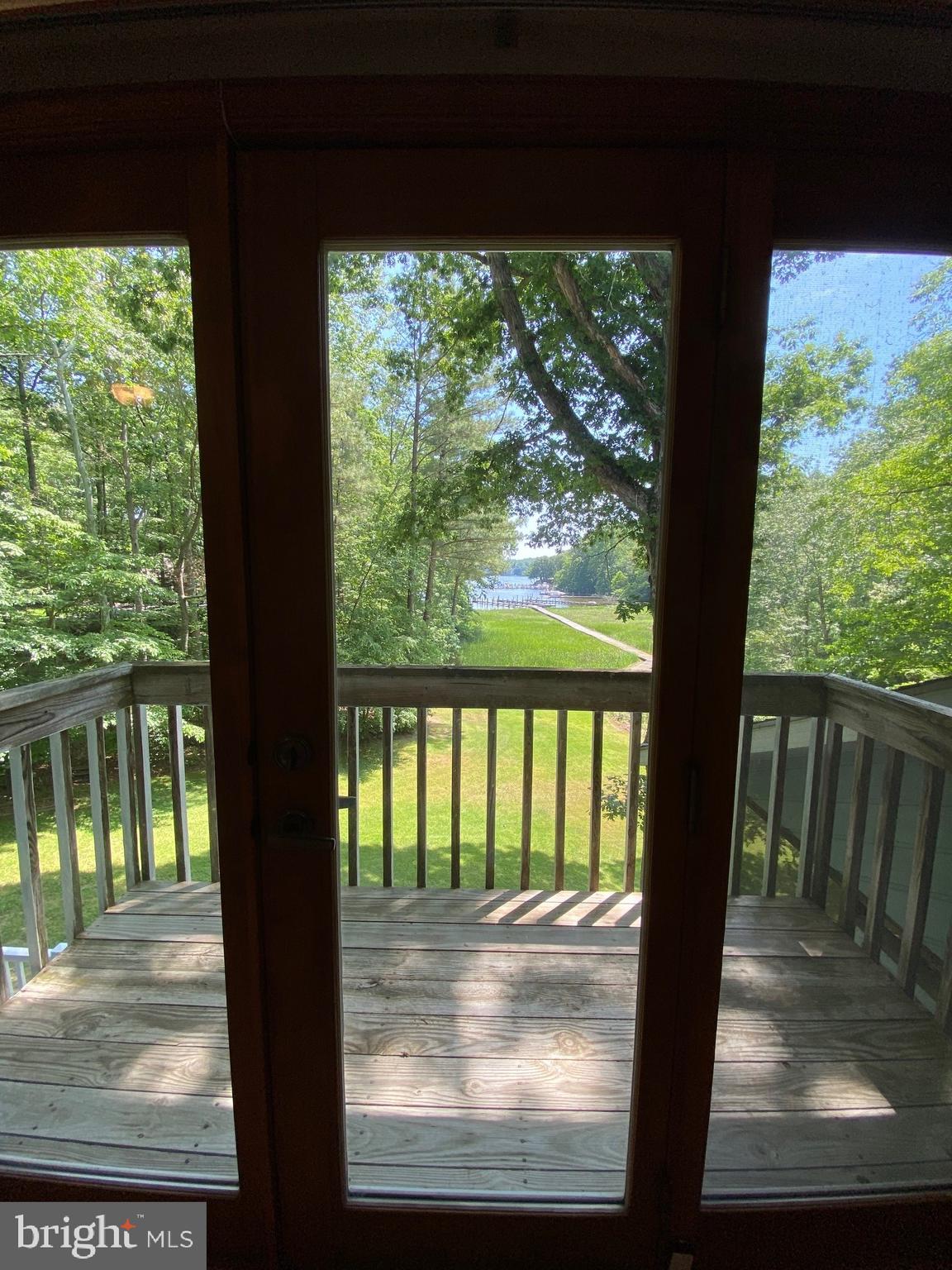 ST LEONARD SHORES - Residential