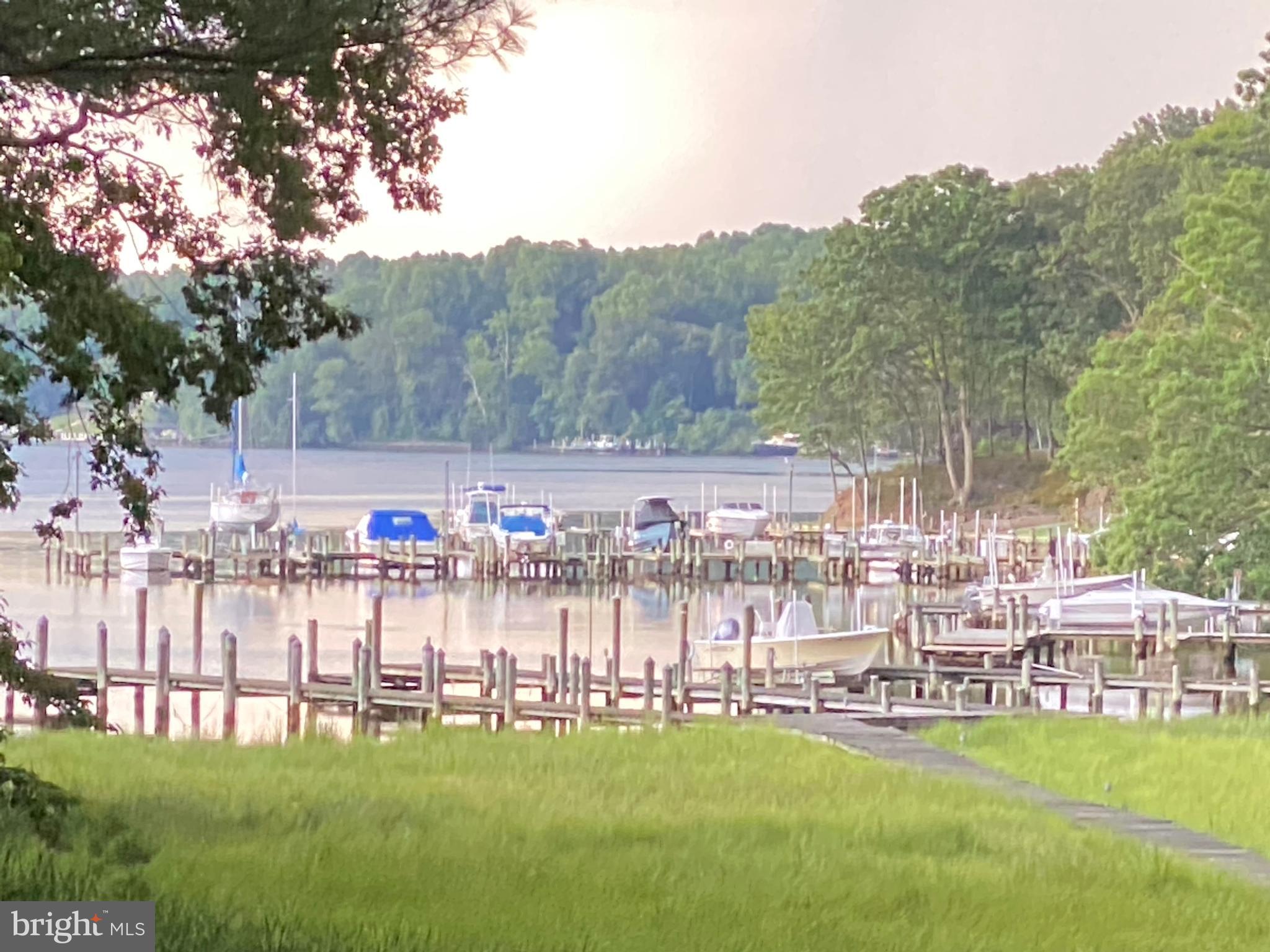 ST LEONARD SHORES - Residential