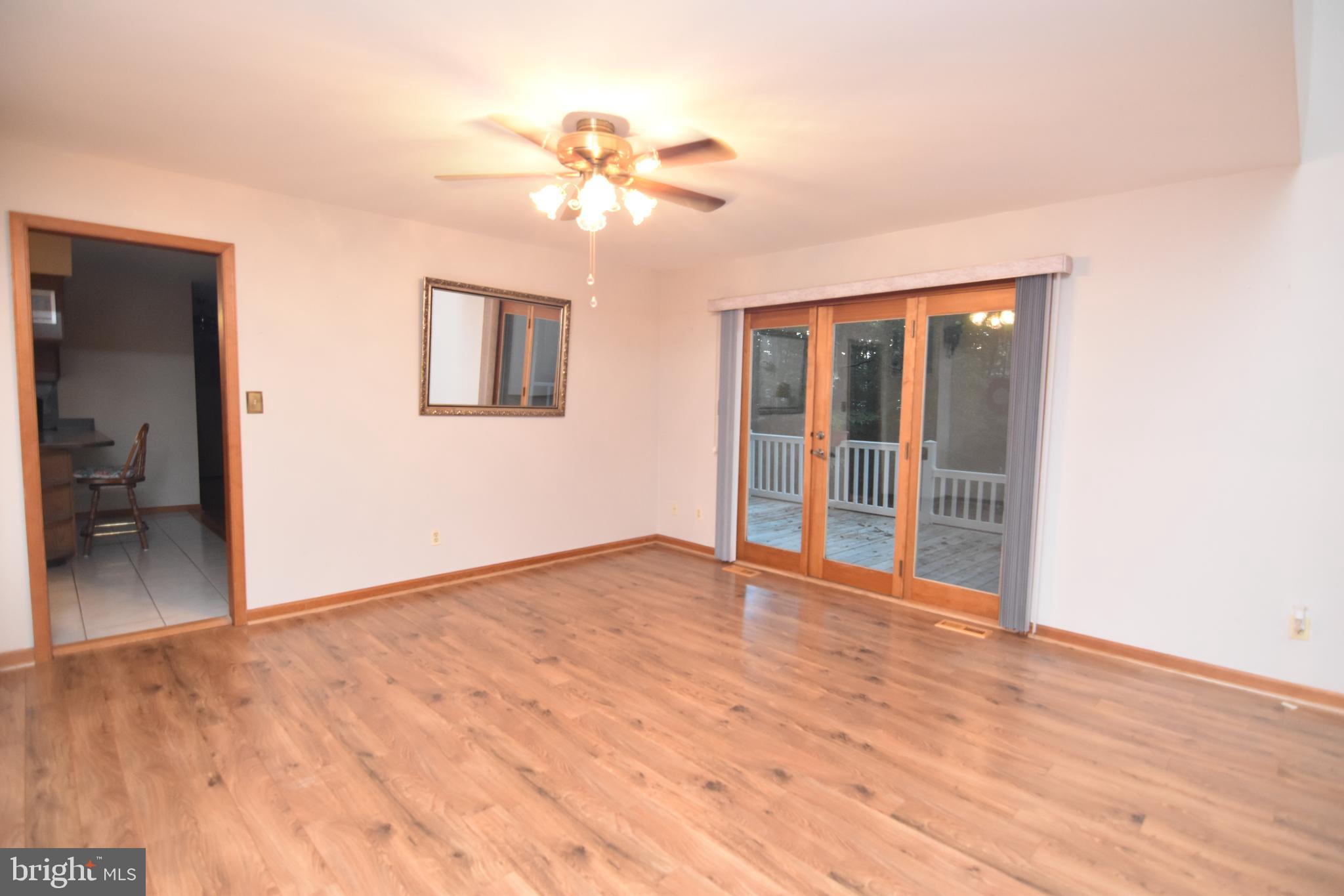 ST LEONARD SHORES - Residential